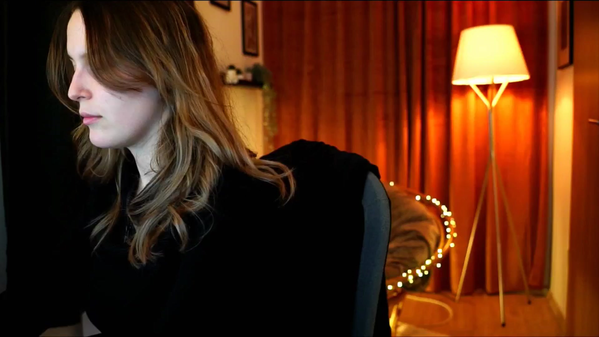 Gallery image thumbnail from sweetpulse_'s myfreecams stream on, 11/24/2024, 18:13 image 12 of 20