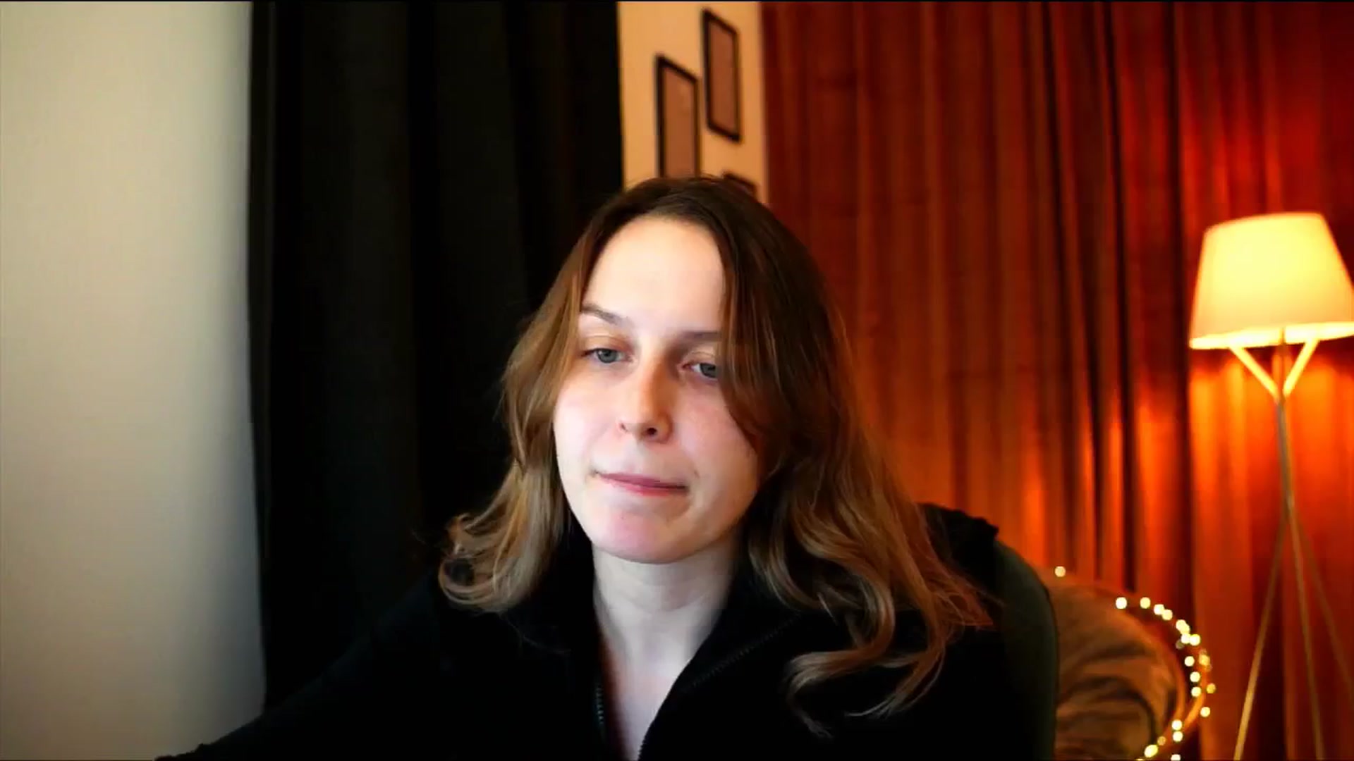 Gallery image thumbnail from sweetpulse_'s myfreecams stream on, 11/24/2024, 19:27 image 16 of 20