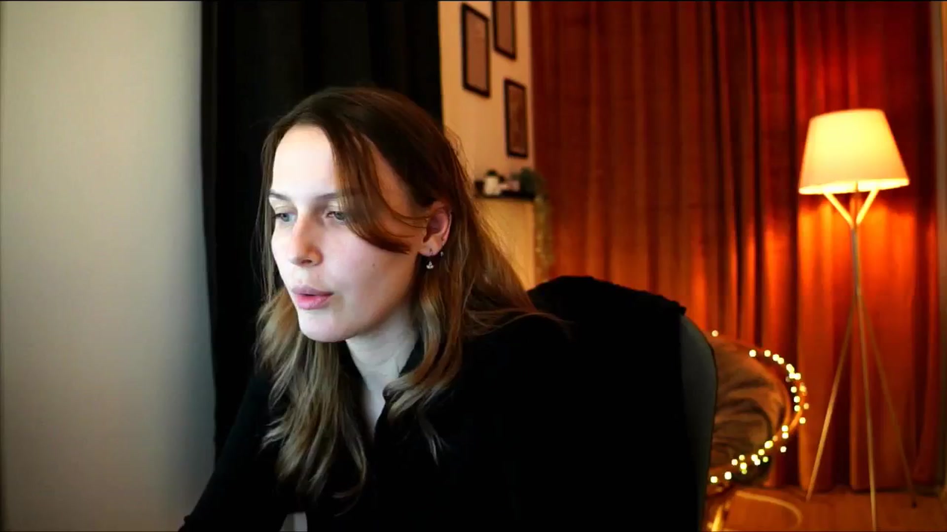 Gallery image thumbnail from sweetpulse_'s myfreecams stream on, 11/24/2024, 19:27 image 11 of 20