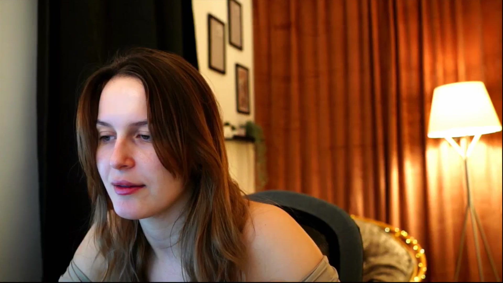 Gallery image thumbnail from sweetpulse_'s myfreecams stream on, 11/28/2024, 09:23 image 18 of 20