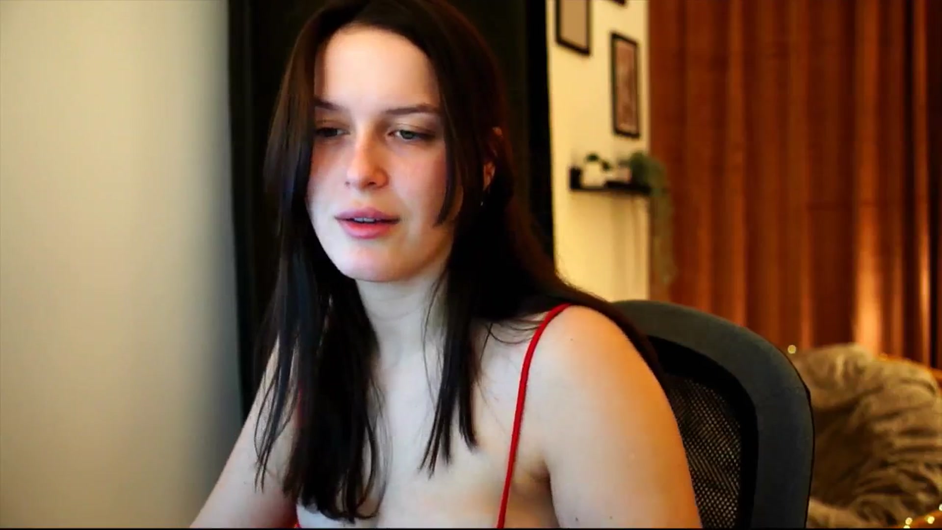 Gallery image thumbnail from sweetpulse_'s myfreecams stream on, 12/03/2024, 09:50 image 2 of 20