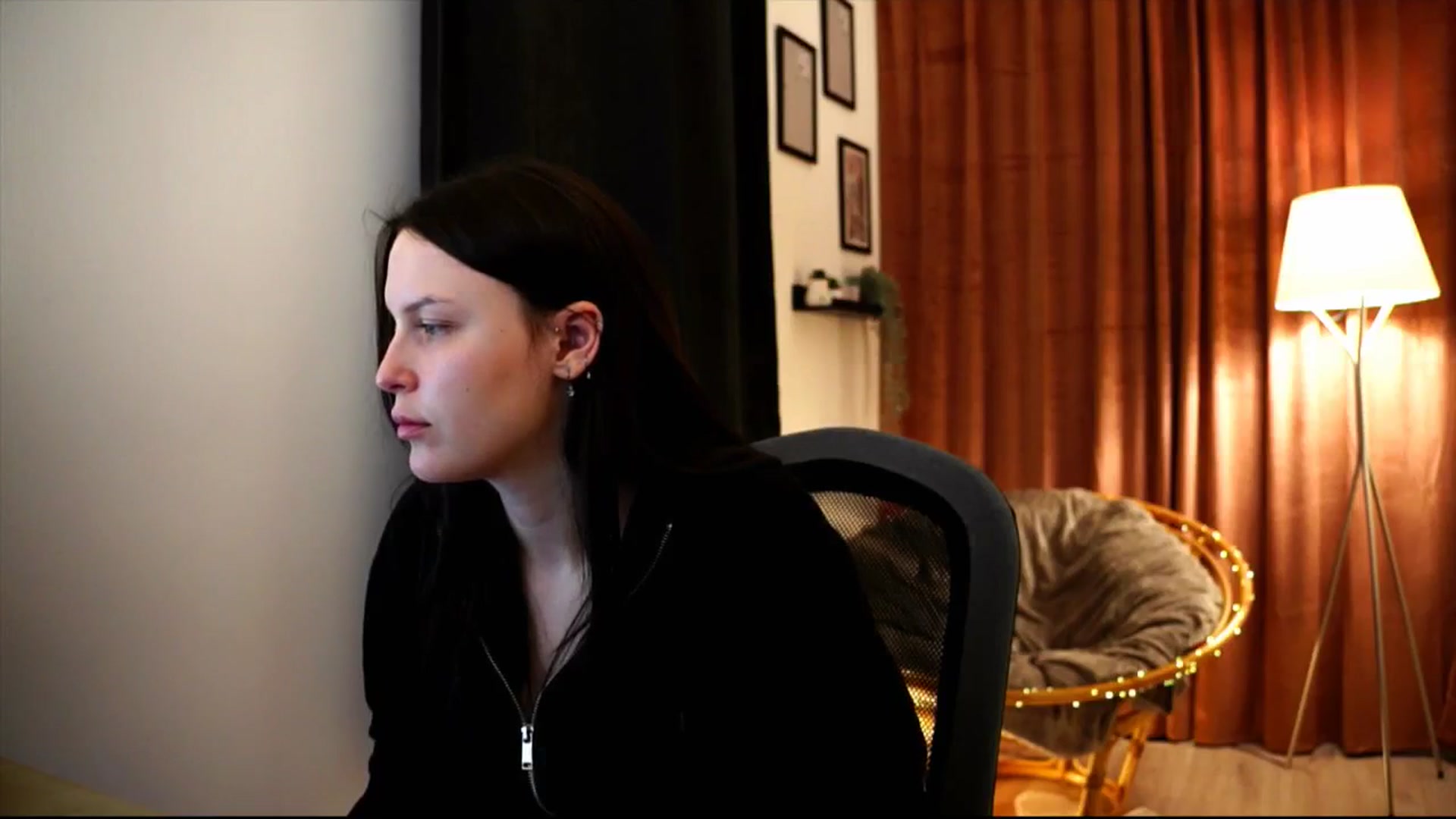 Gallery image thumbnail from sweetpulse_'s myfreecams stream on, 12/03/2024, 10:53 image 10 of 20