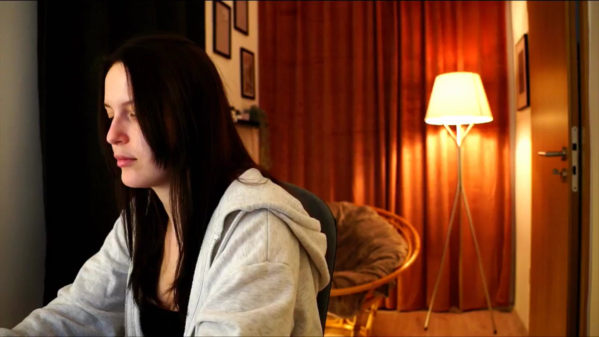 Gallery image thumbnail from sweetpulse_'s myfreecams stream on, 12/05/2024, 09:04 image 19 of 20