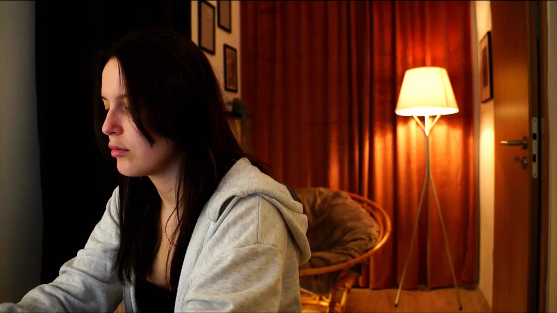 Gallery image thumbnail from sweetpulse_'s myfreecams stream on, 12/05/2024, 09:04 image 17 of 20