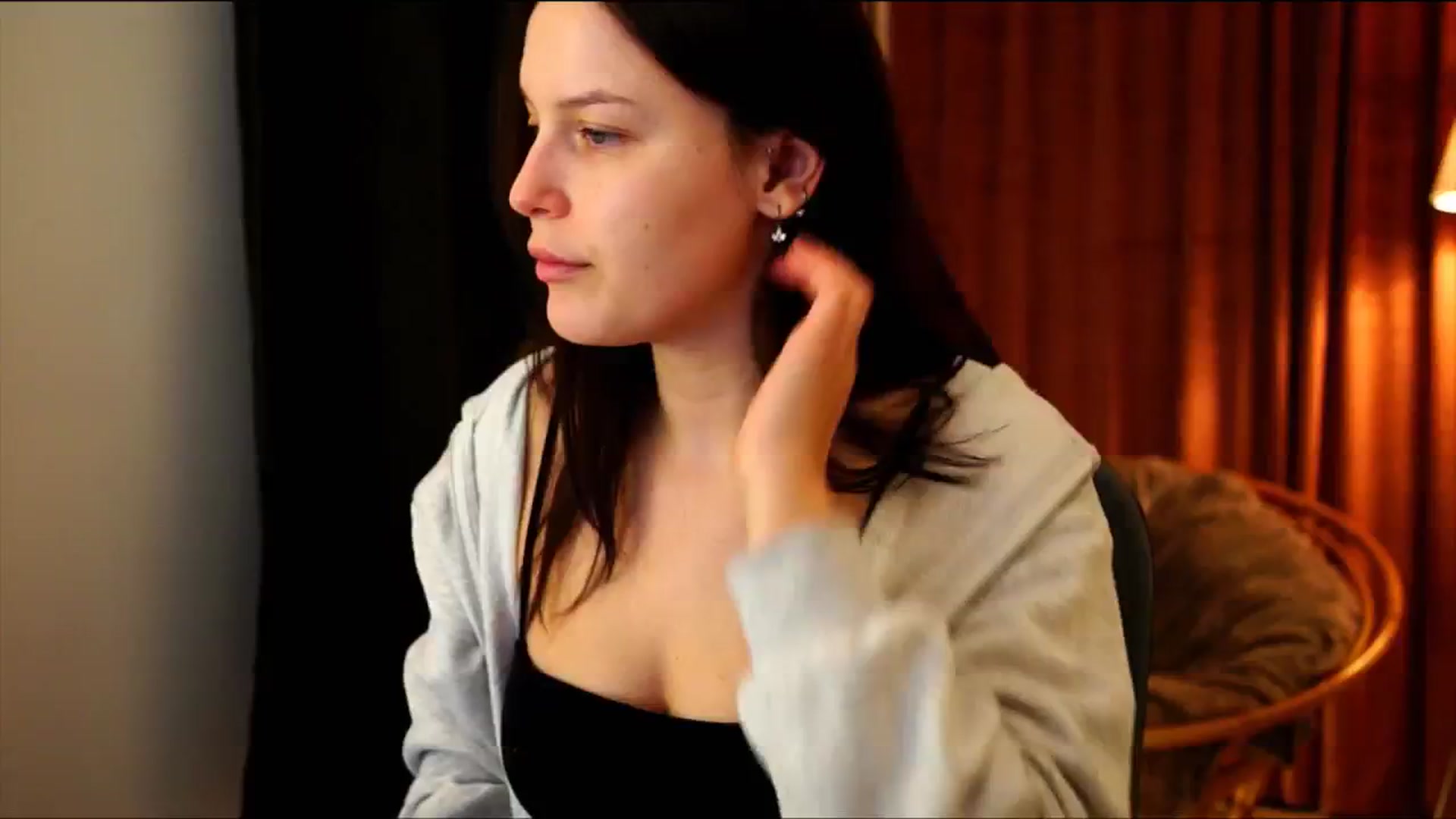 Gallery image thumbnail from sweetpulse_'s myfreecams stream on, 12/05/2024, 09:39 image 2 of 20