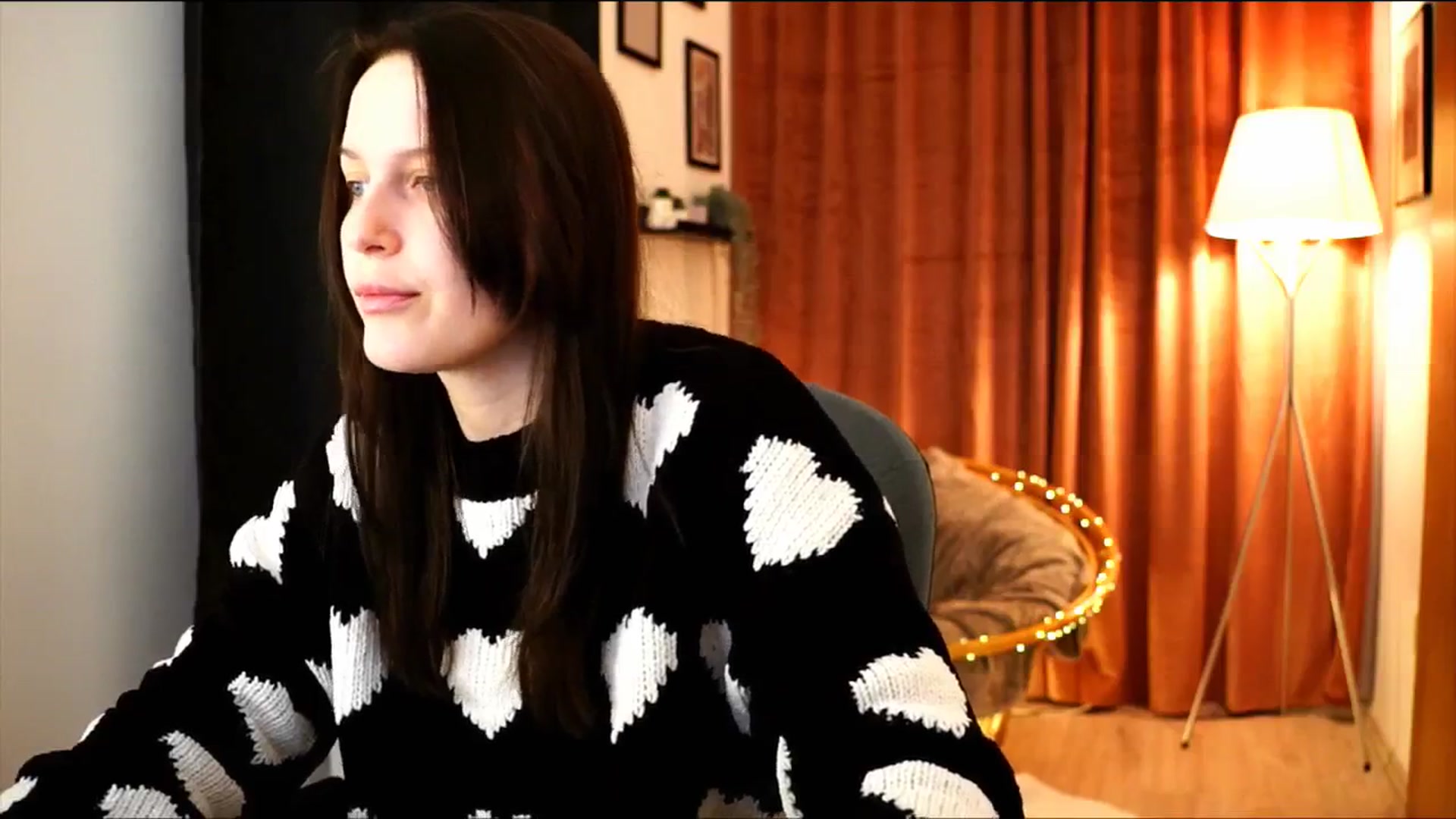 Gallery image thumbnail from sweetpulse_'s myfreecams stream on, 12/05/2024, 11:22 image 7 of 20