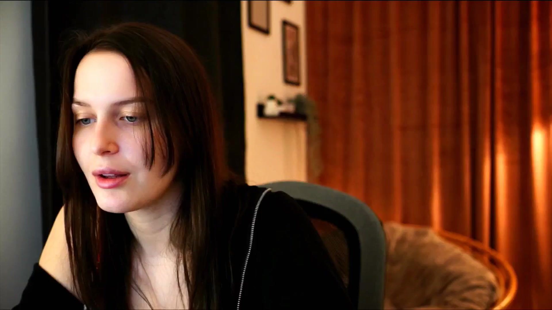 Gallery image thumbnail from sweetpulse_'s myfreecams stream on, 12/07/2024, 12:32 image 19 of 20