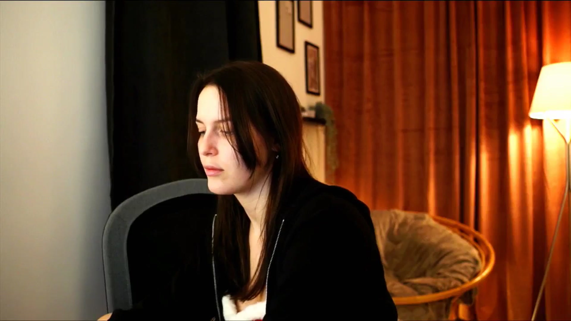 Gallery image thumbnail from sweetpulse_'s myfreecams stream on, 12/07/2024, 13:40 image 18 of 20