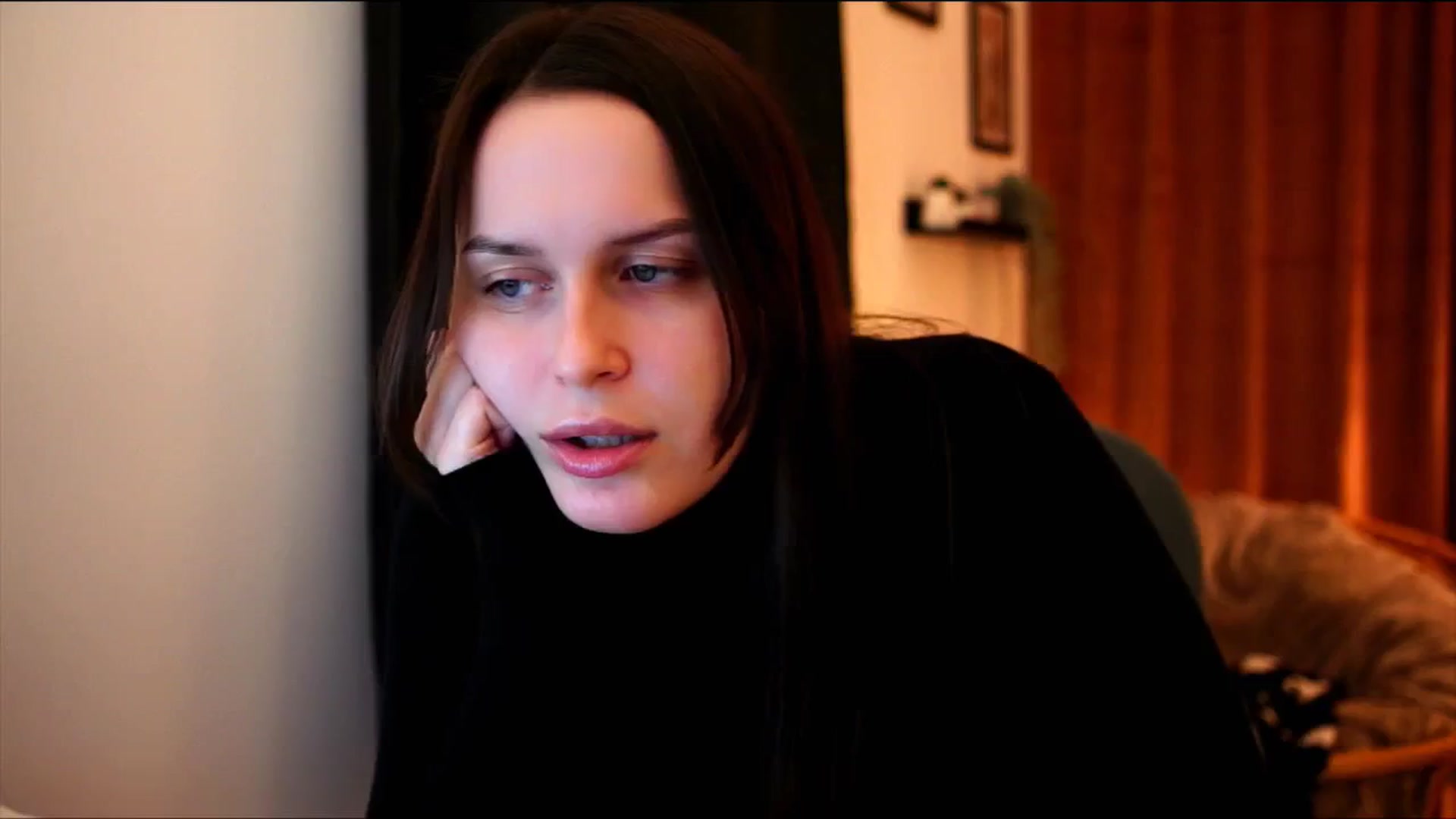 Gallery image thumbnail from sweetpulse_'s myfreecams stream on, 12/08/2024, 19:23 image 17 of 20