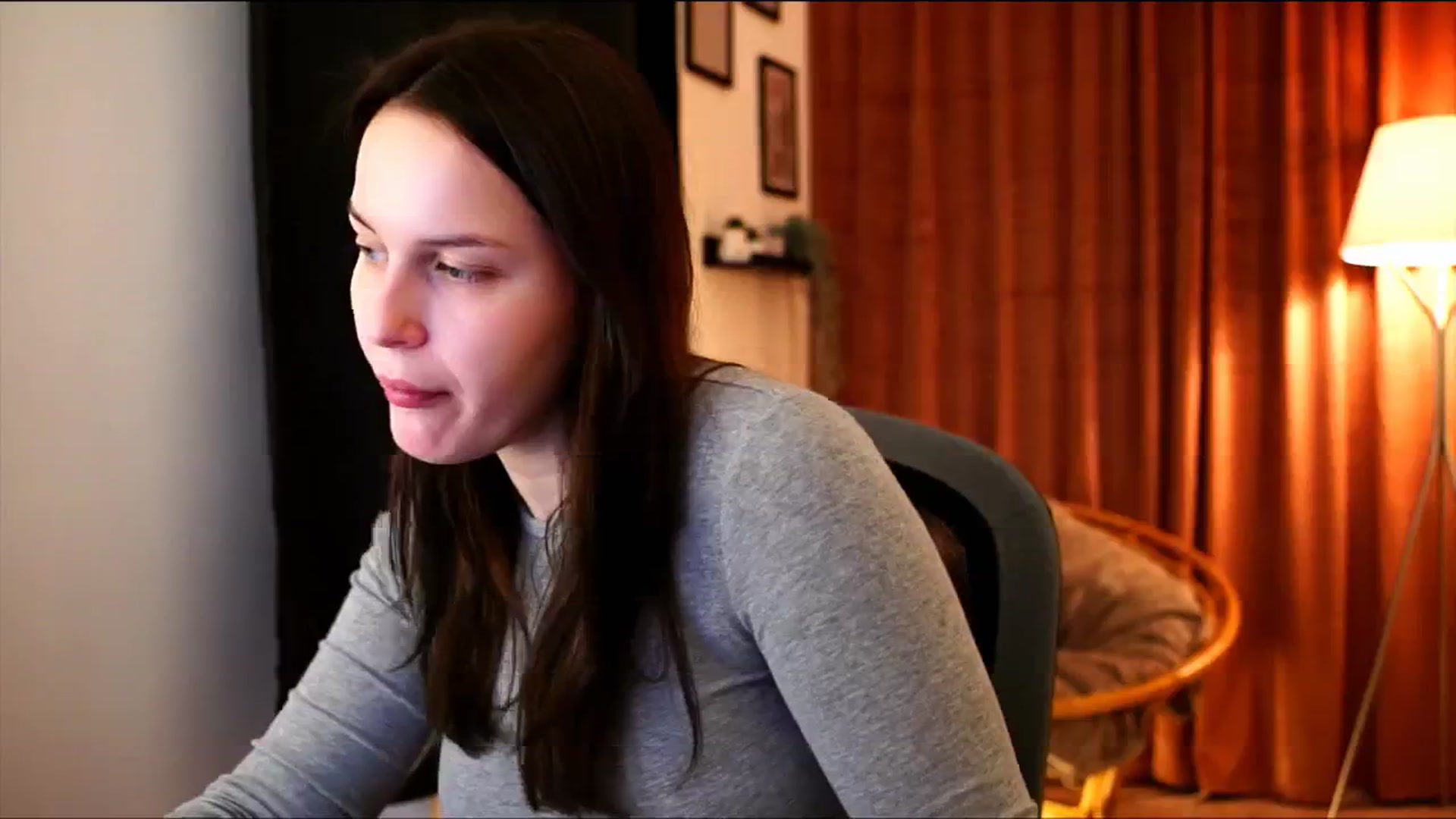 Gallery image thumbnail from sweetpulse_'s myfreecams stream on, 12/09/2024, 10:49 image 5 of 20