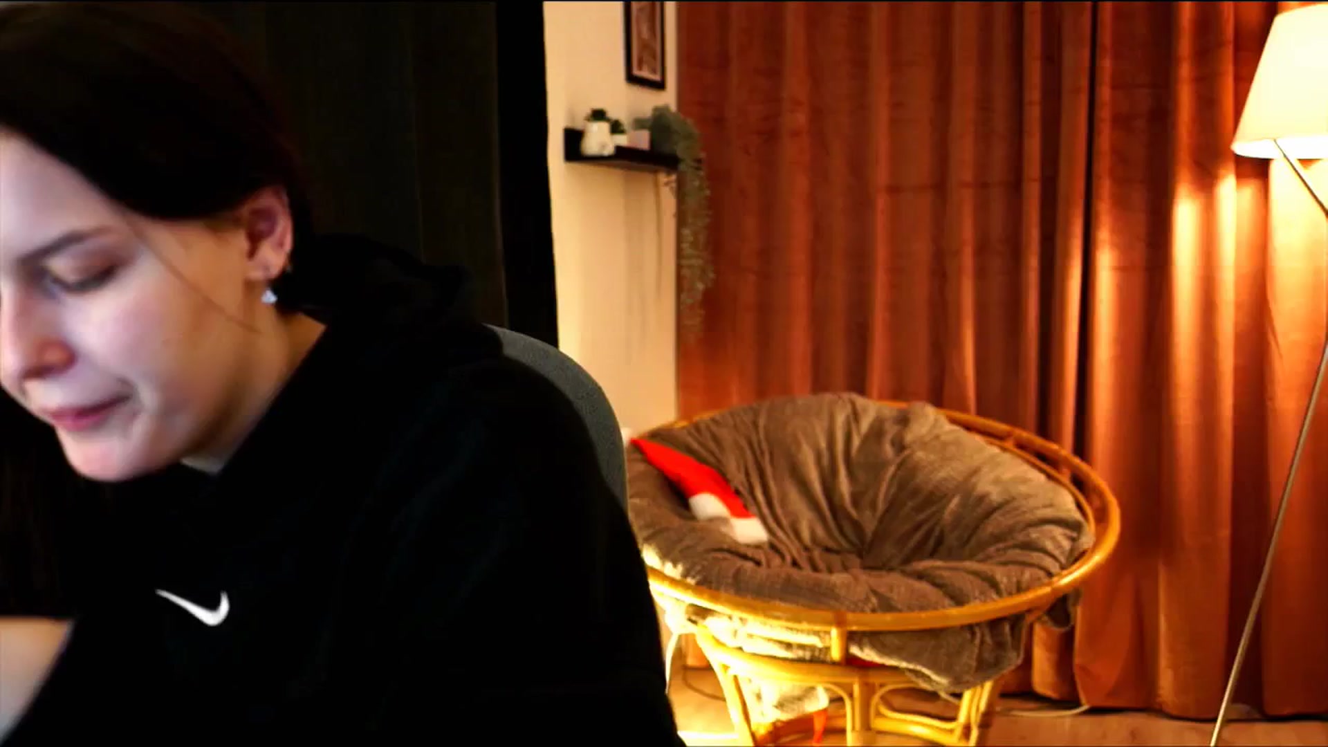 Gallery image thumbnail from sweetpulse_'s myfreecams stream on, 12/09/2024, 14:05 image 3 of 20