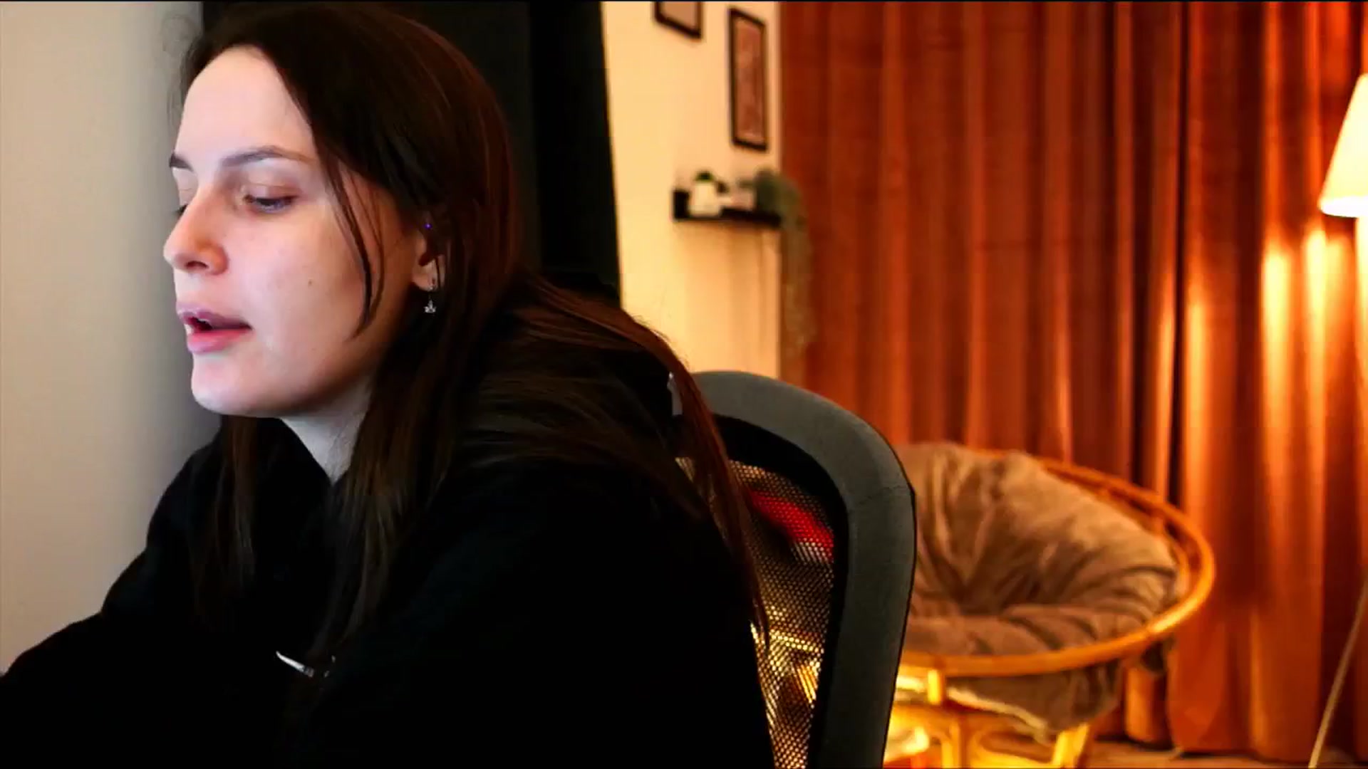 Gallery image thumbnail from sweetpulse_'s myfreecams stream on, 12/09/2024, 20:18 image 5 of 20