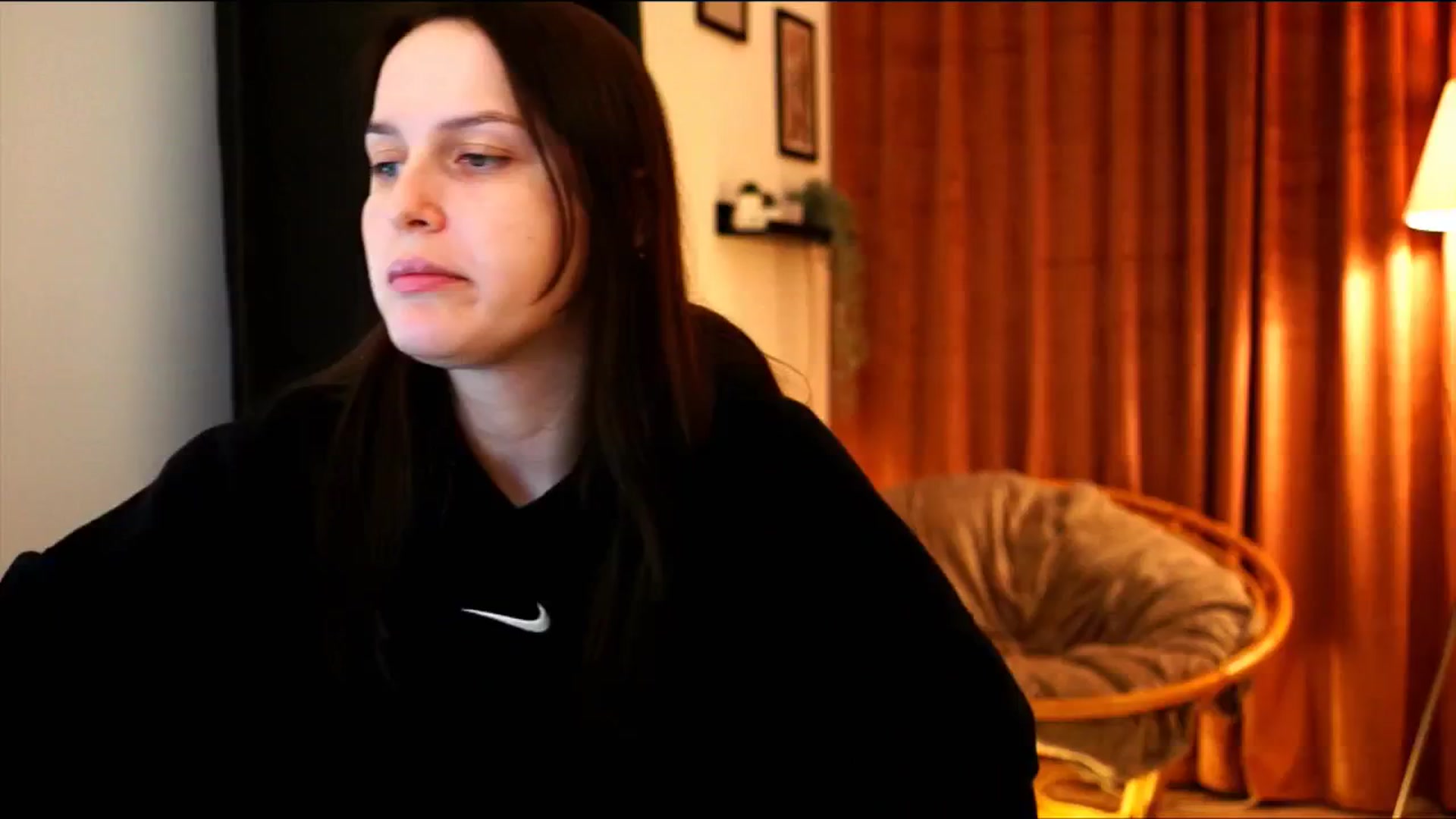 Gallery image thumbnail from sweetpulse_'s myfreecams stream on, 12/09/2024, 20:18 image 7 of 20
