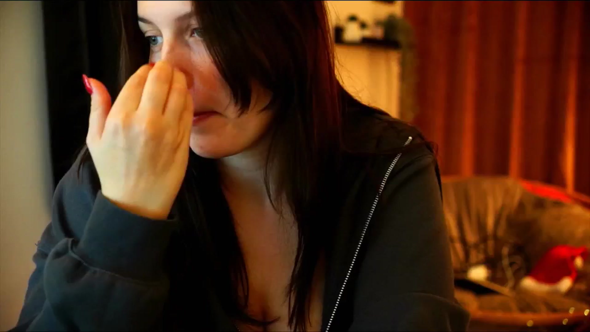 Gallery image thumbnail from sweetpulse_'s myfreecams stream on, 12/16/2024, 19:17 image 2 of 20