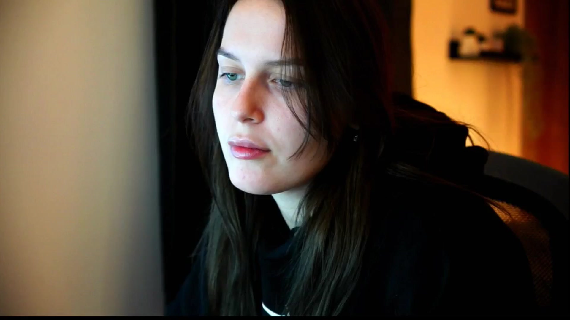 Gallery image thumbnail from sweetpulse_'s myfreecams stream on, 12/17/2024, 17:26 image 9 of 20