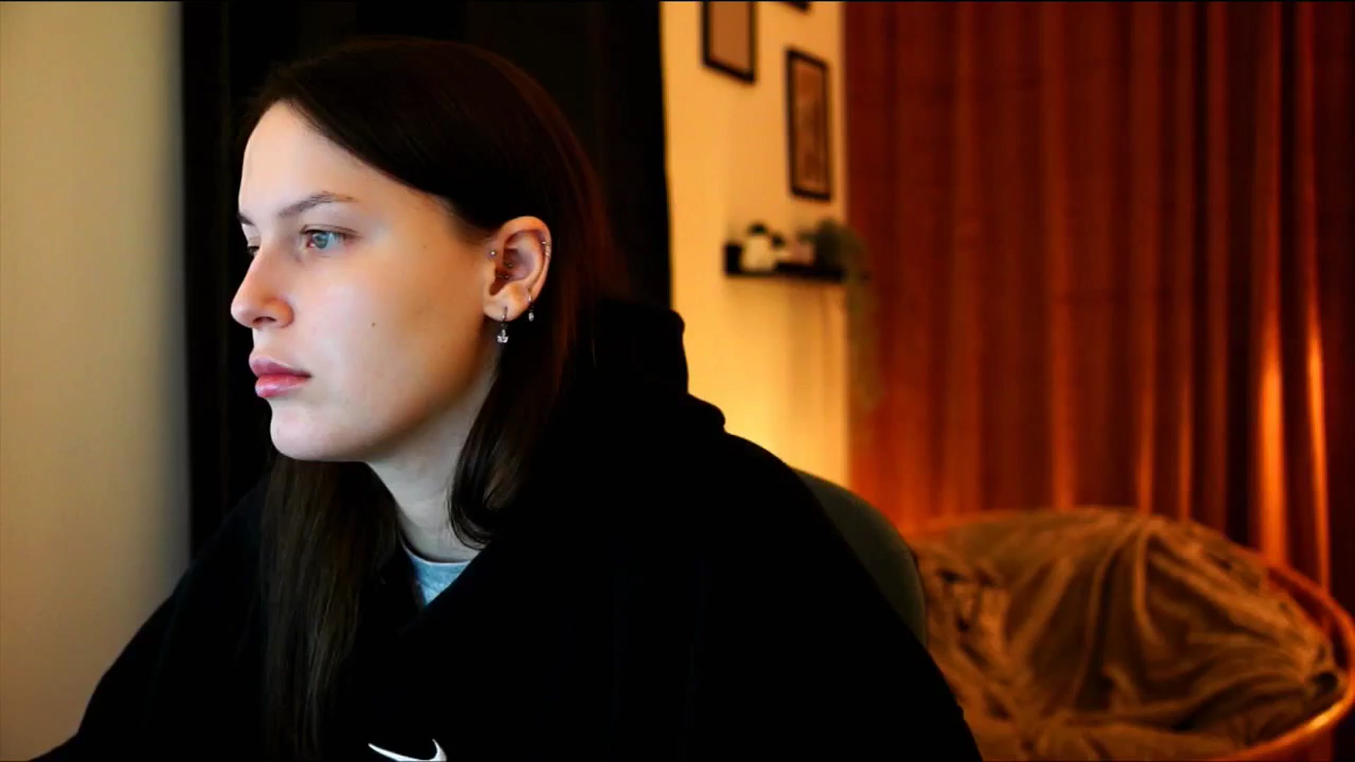 Gallery image thumbnail from sweetpulse_'s myfreecams stream on, 12/18/2024, 10:15 image 10 of 20
