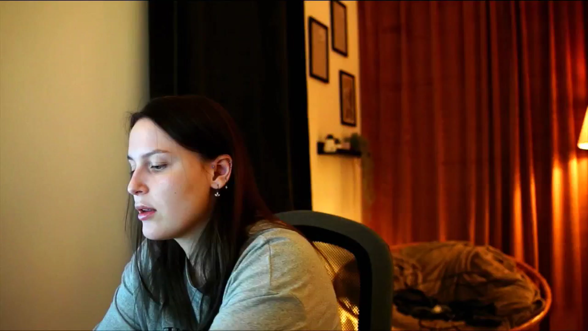 Gallery image thumbnail from sweetpulse_'s myfreecams stream on, 12/18/2024, 20:25 image 1 of 20
