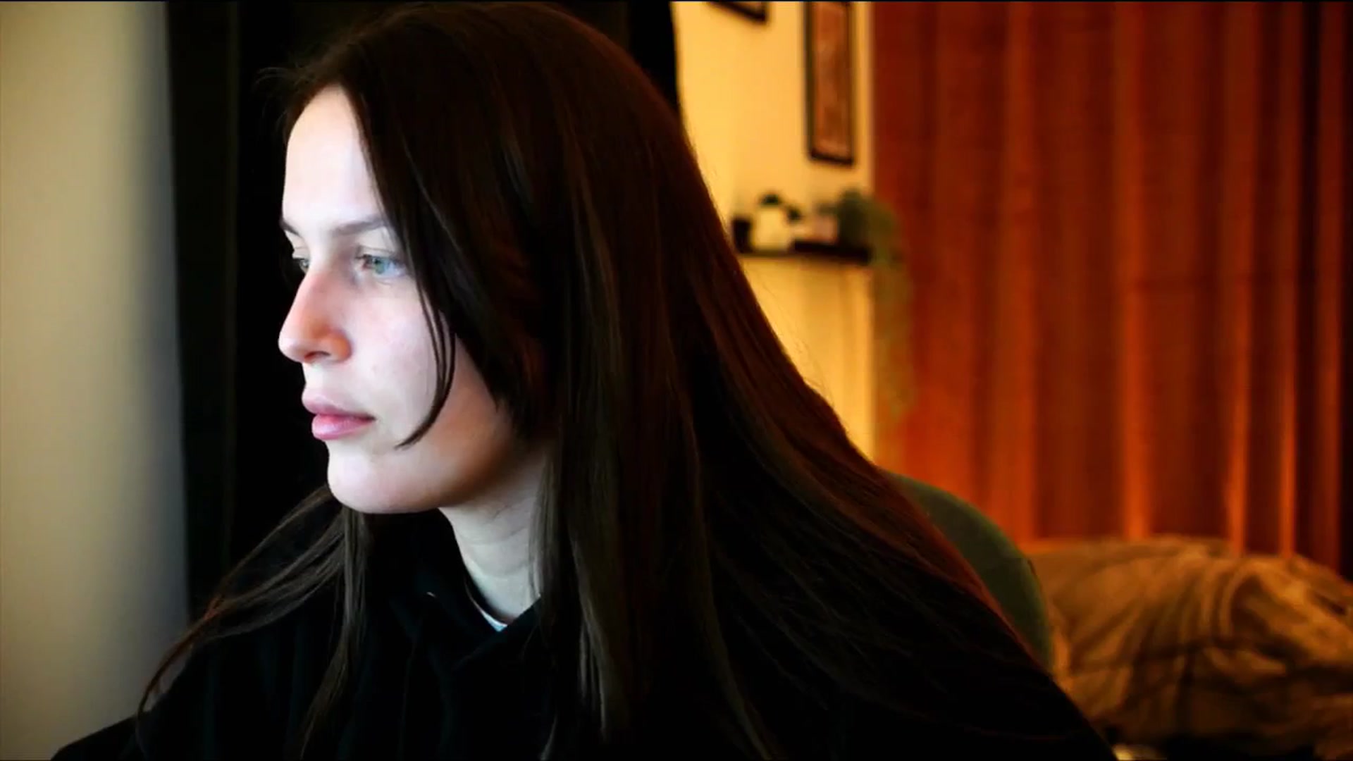 Gallery image thumbnail from sweetpulse_'s myfreecams stream on, 12/18/2024, 20:25 image 17 of 20