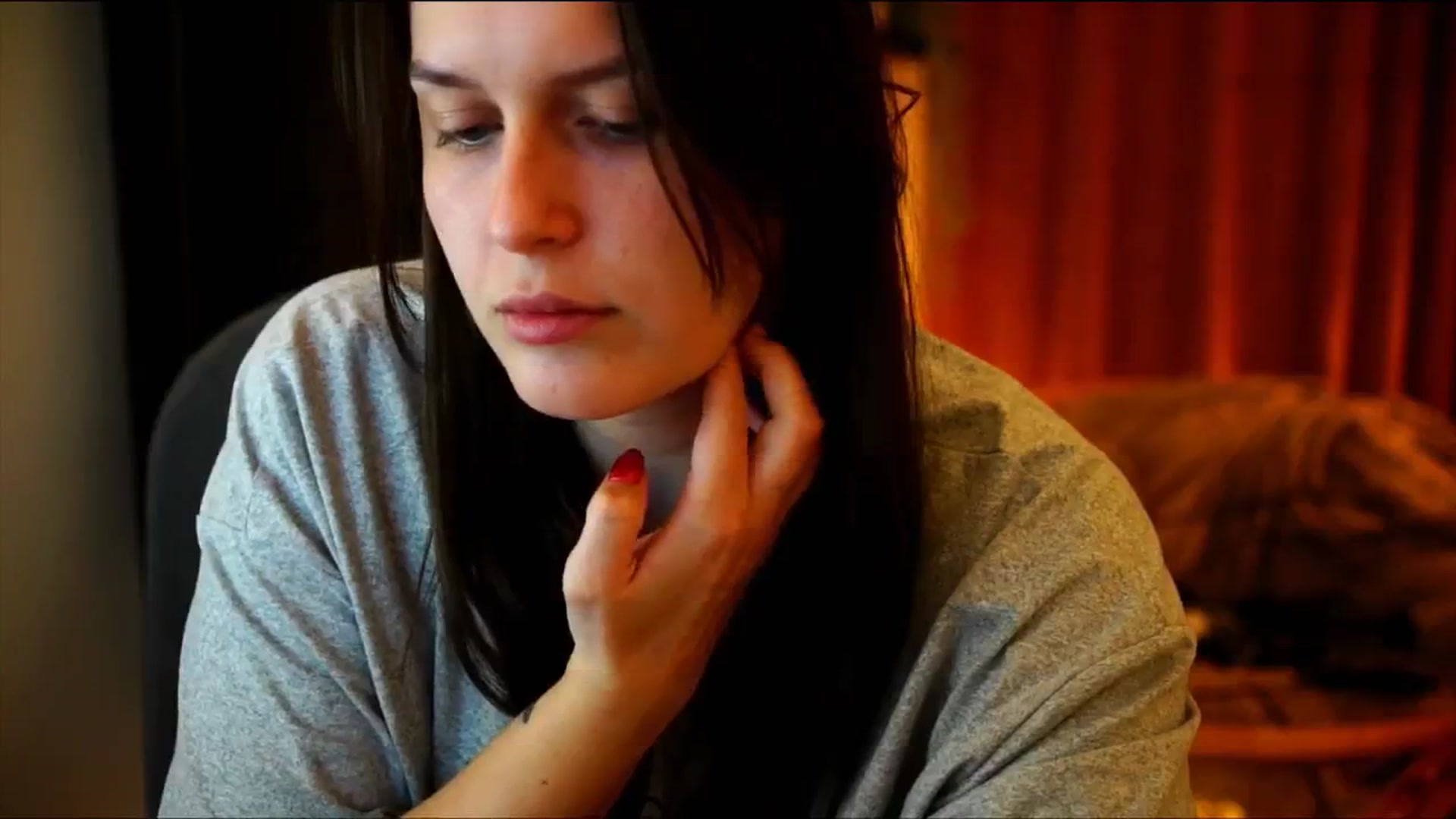 Gallery image thumbnail from sweetpulse_'s myfreecams stream on, 12/18/2024, 20:25 image 12 of 20