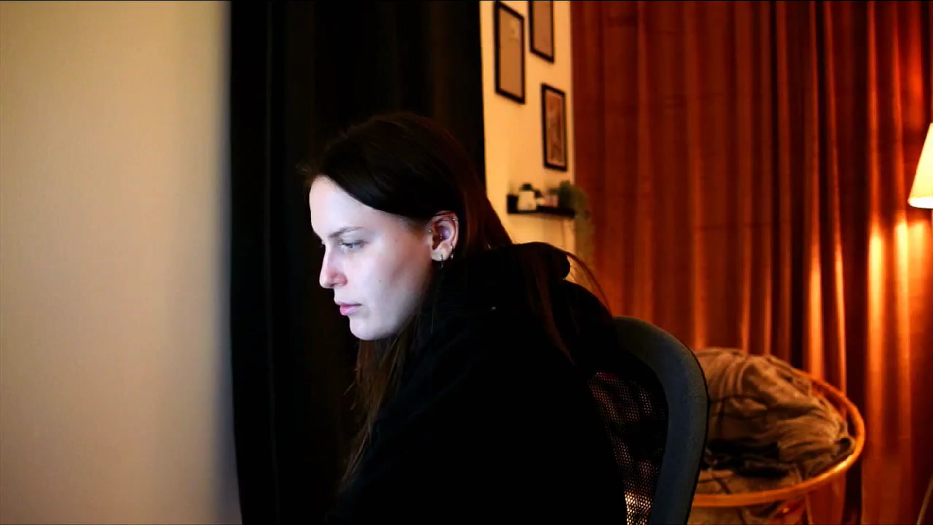 Gallery image thumbnail from sweetpulse_'s myfreecams stream on, 12/19/2024, 13:34 image 7 of 20
