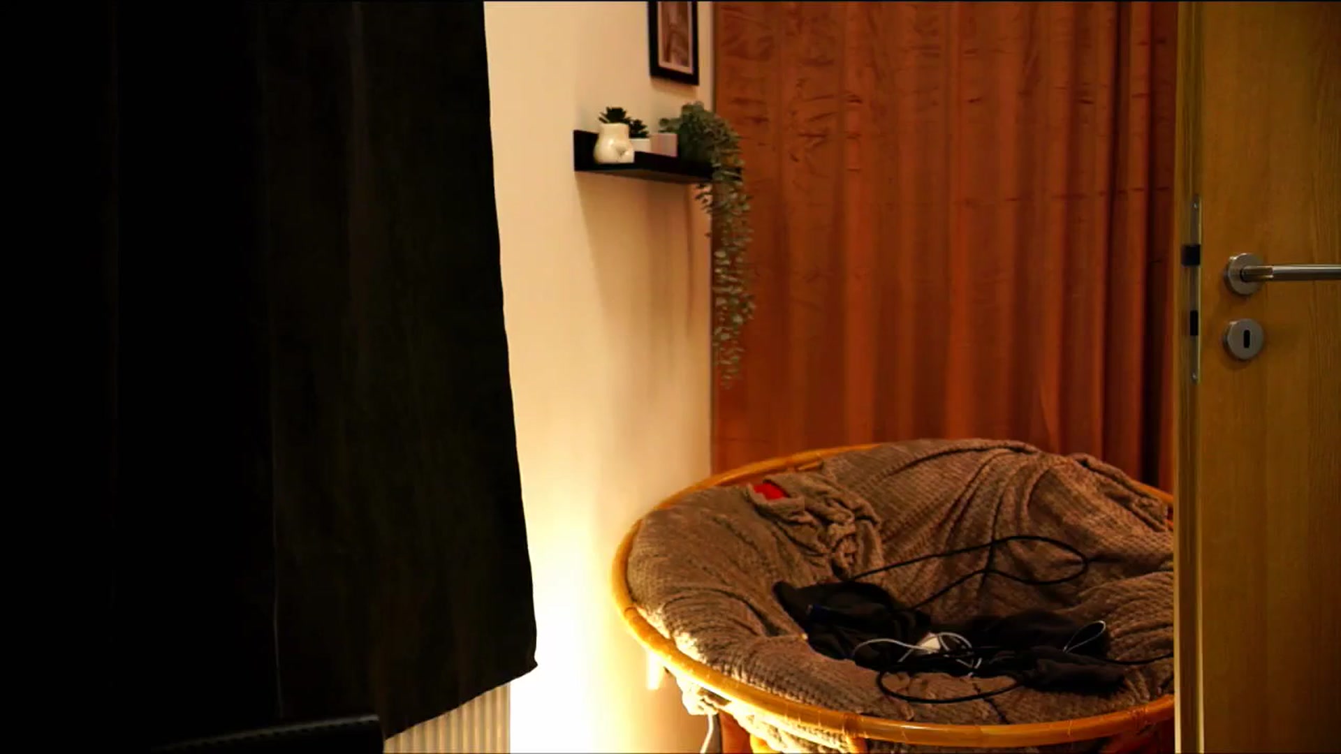 Gallery image thumbnail from sweetpulse_'s myfreecams stream on, 12/20/2024, 14:59 image 3 of 20