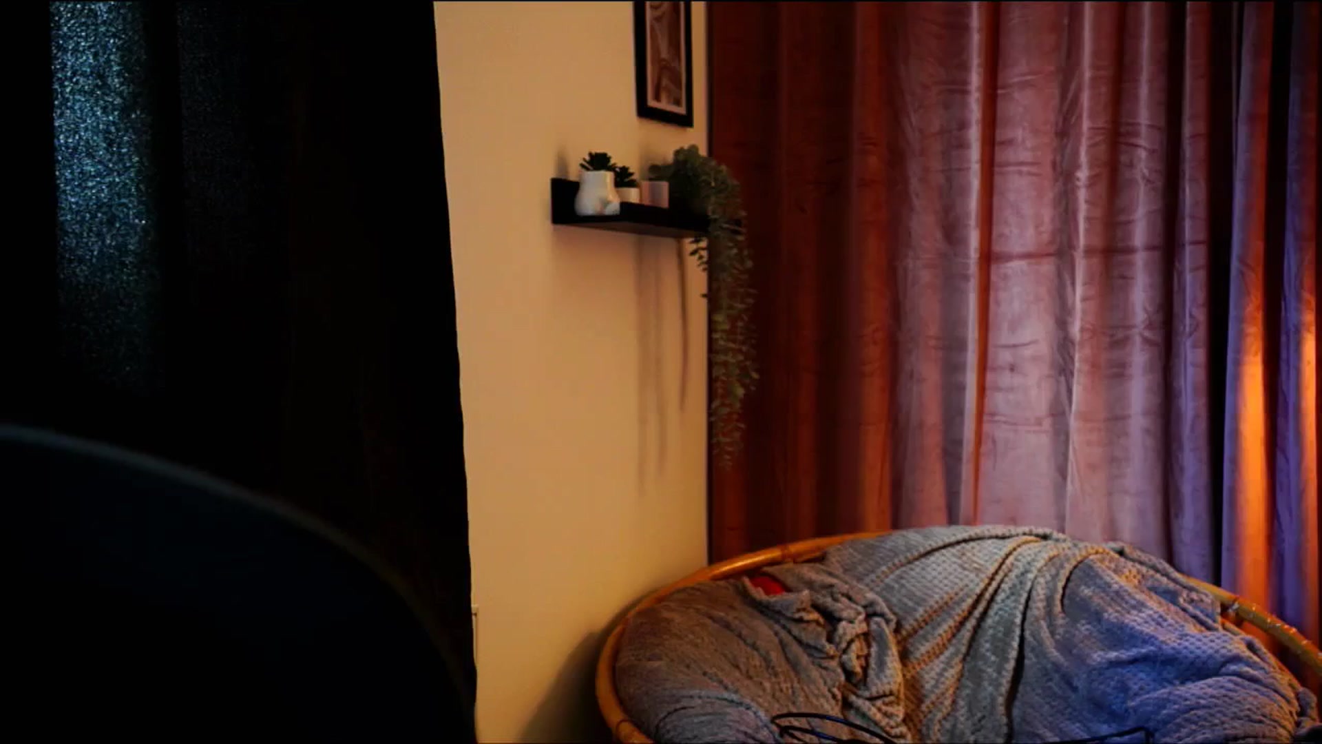 Gallery image thumbnail from sweetpulse_'s myfreecams stream on, 12/29/2024, 14:14 image 11 of 20