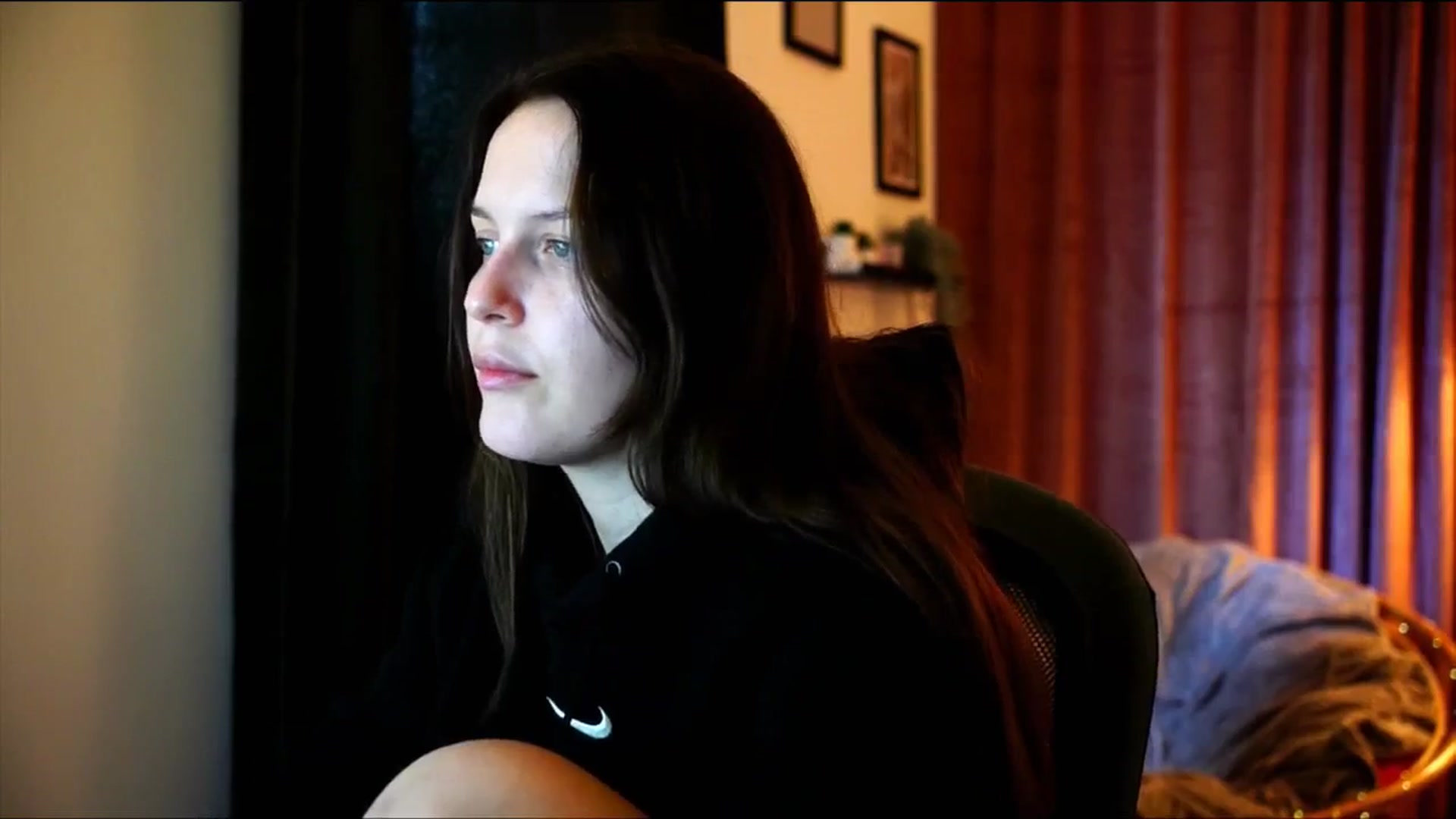 Gallery image thumbnail from sweetpulse_'s myfreecams stream on, 01/07/2025, 12:28 image 9 of 20