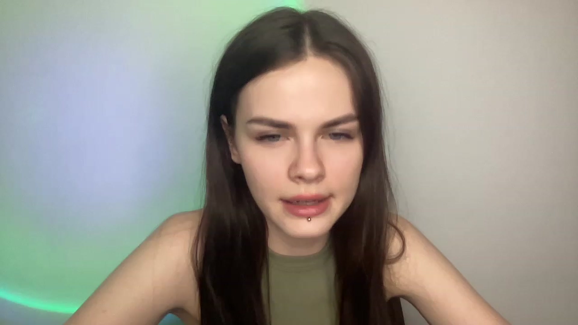 Gallery image thumbnail from sweetsourfox's myfreecams stream on, 01/29/2023, 20:20 image 11 of 20