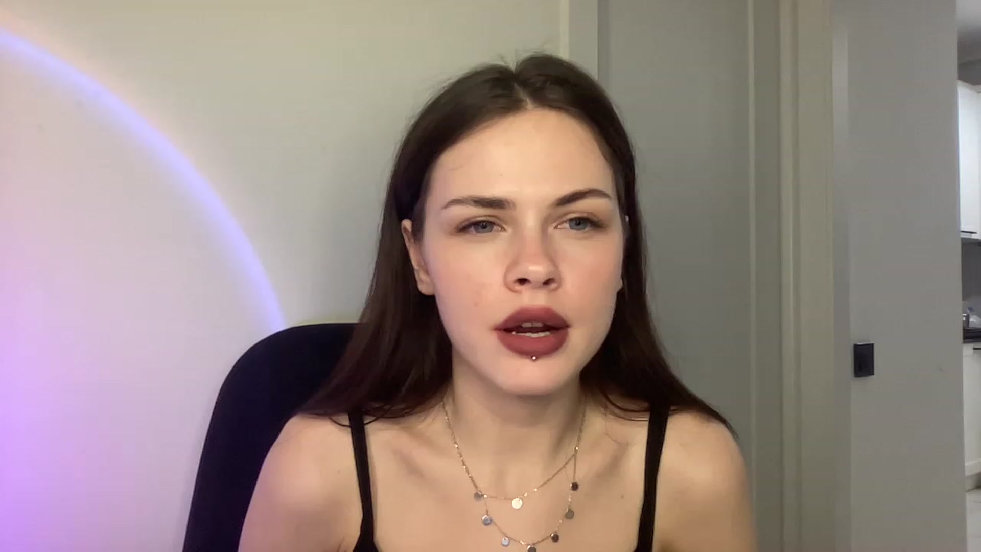 Gallery image thumbnail from sweetsourfox's myfreecams stream on, 02/05/2023, 20:07 image 6 of 20
