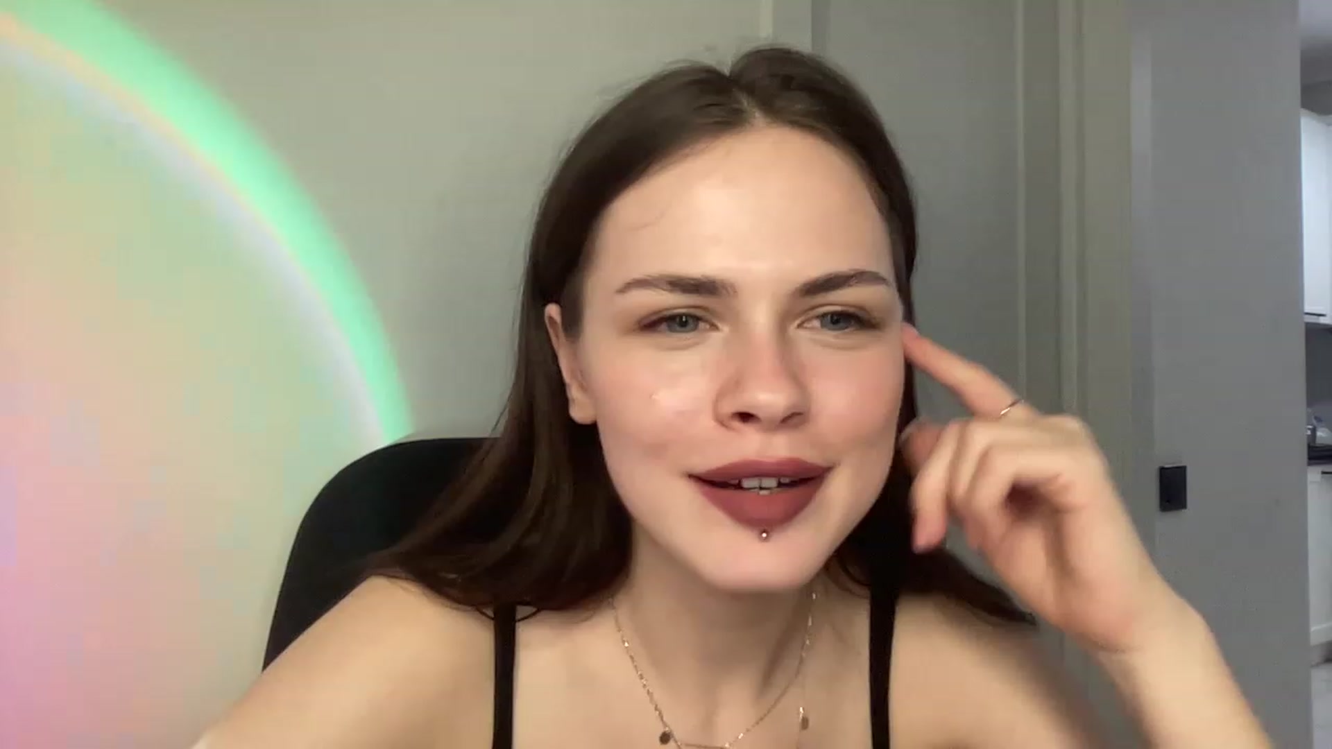 Gallery image thumbnail from sweetsourfox's myfreecams stream on, 02/05/2023, 20:07 image 5 of 20