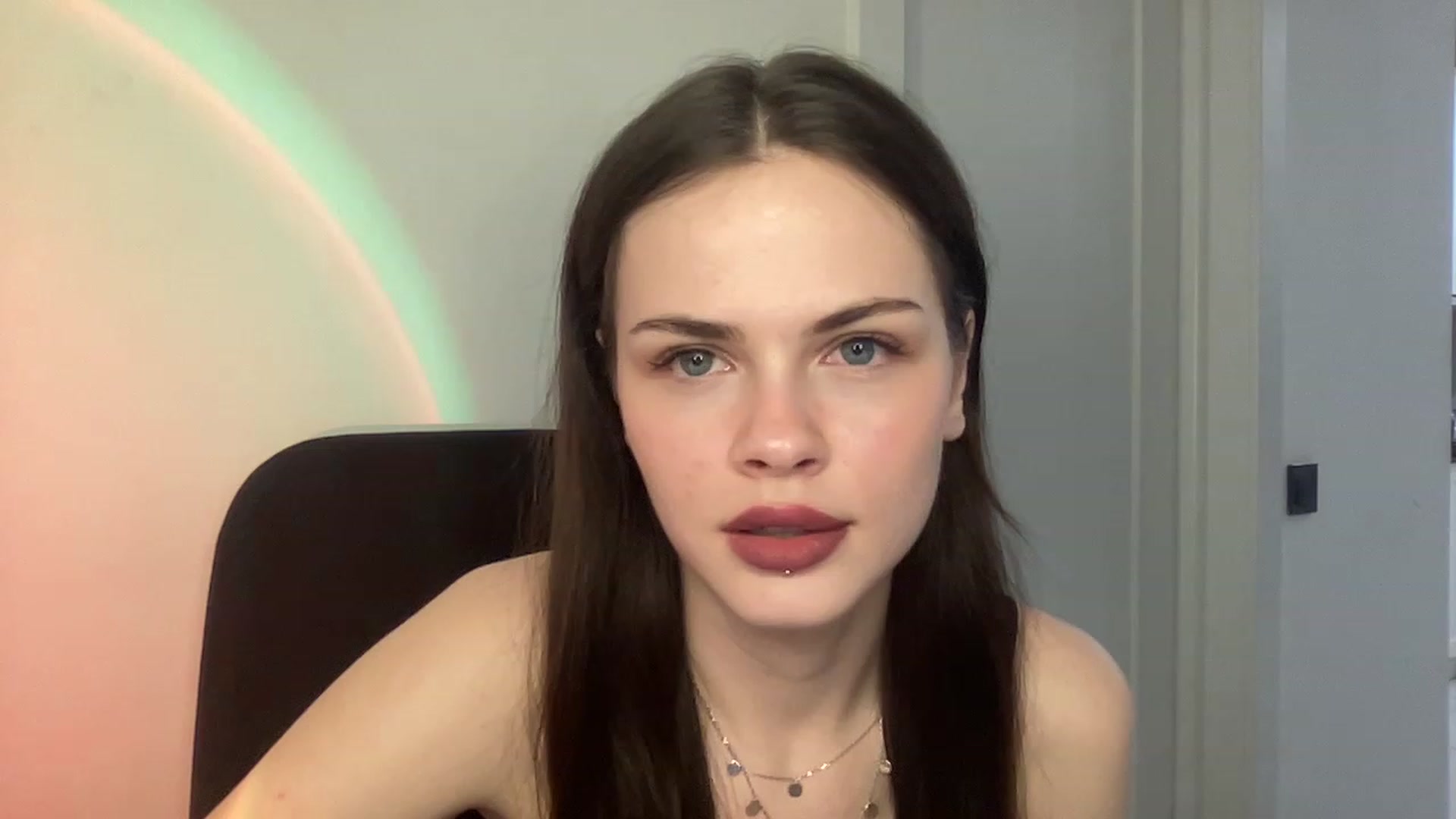 Gallery image thumbnail from sweetsourfox's myfreecams stream on, 02/05/2023, 20:30 image 19 of 20