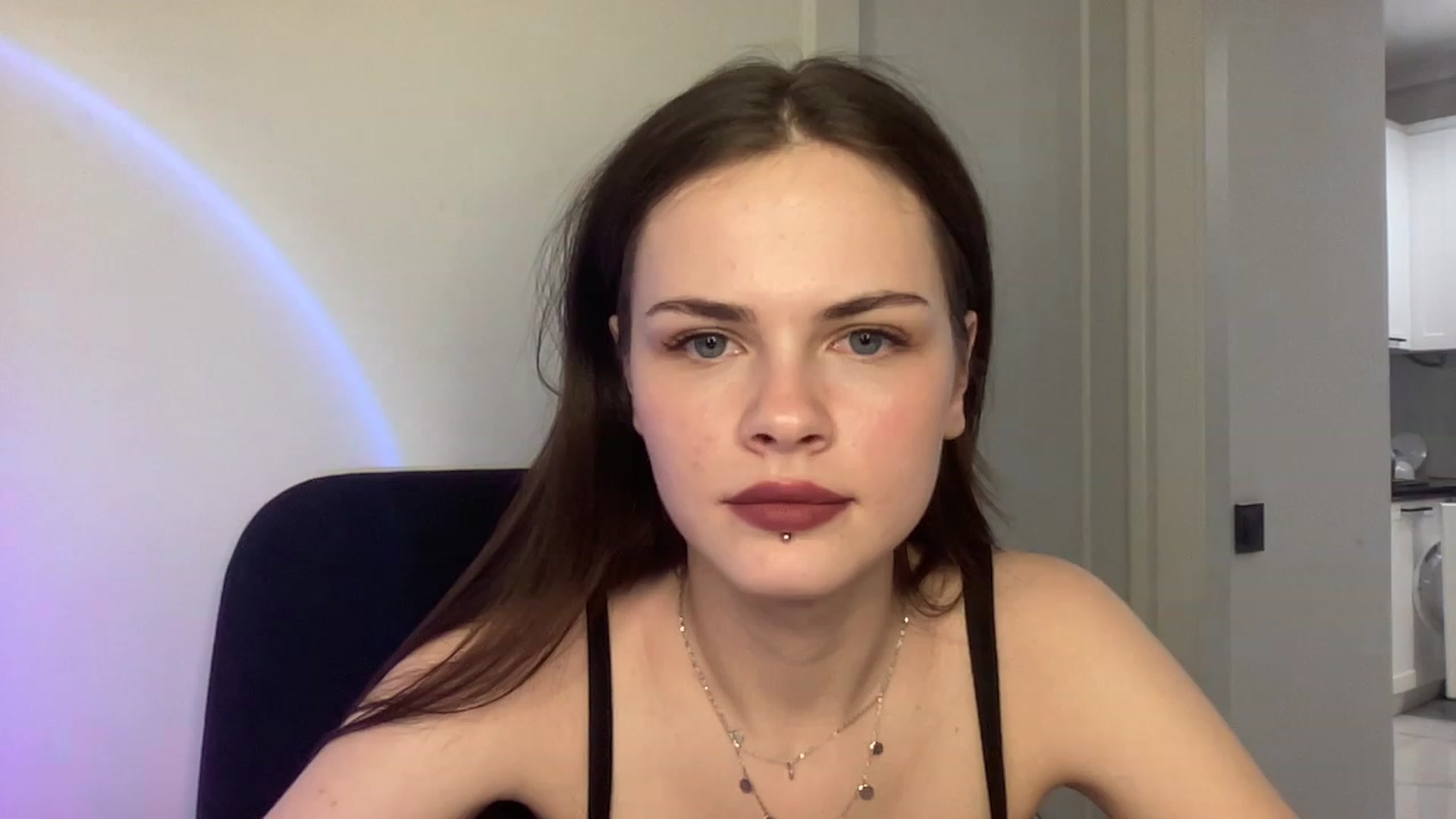 Gallery image thumbnail from sweetsourfox's myfreecams stream on, 02/05/2023, 20:30 image 11 of 20