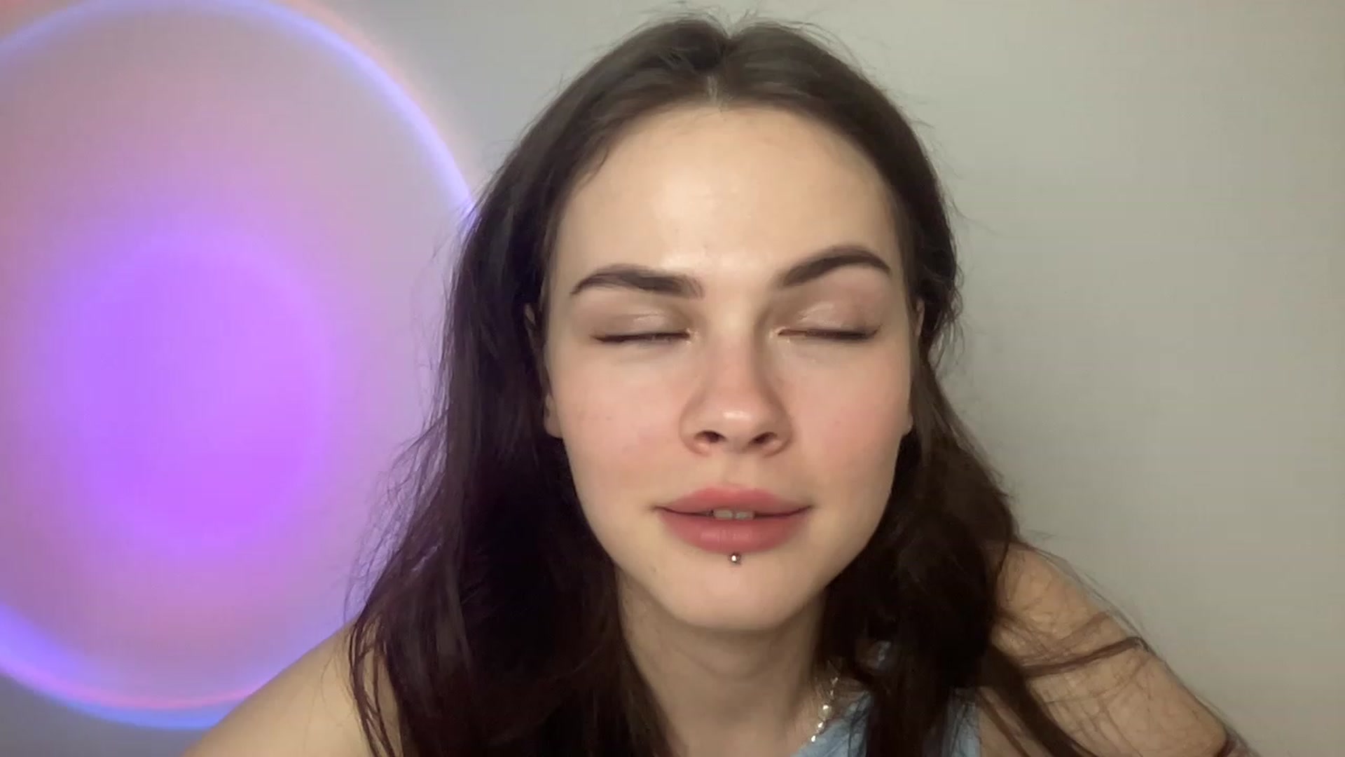 Gallery image thumbnail from sweetsourfox's myfreecams stream on, 02/11/2023, 18:36 image 12 of 20