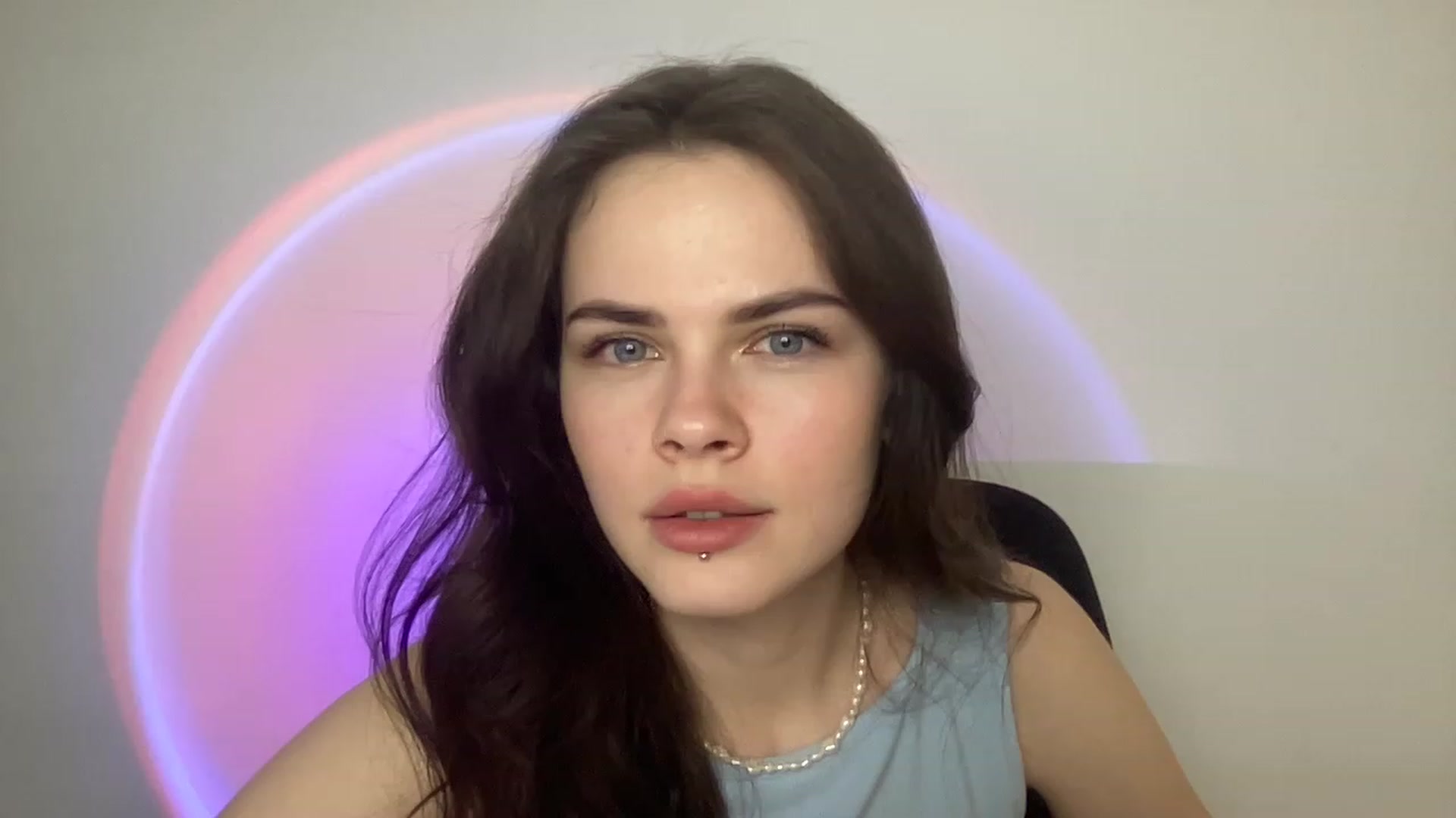 Gallery image thumbnail from sweetsourfox's myfreecams stream on, 02/11/2023, 18:36 image 8 of 20
