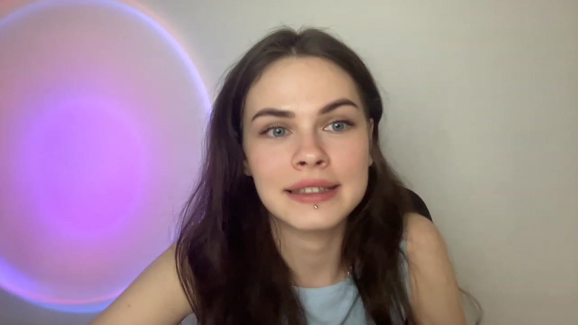 Gallery image thumbnail from sweetsourfox's myfreecams stream on, 02/11/2023, 18:36 image 19 of 20