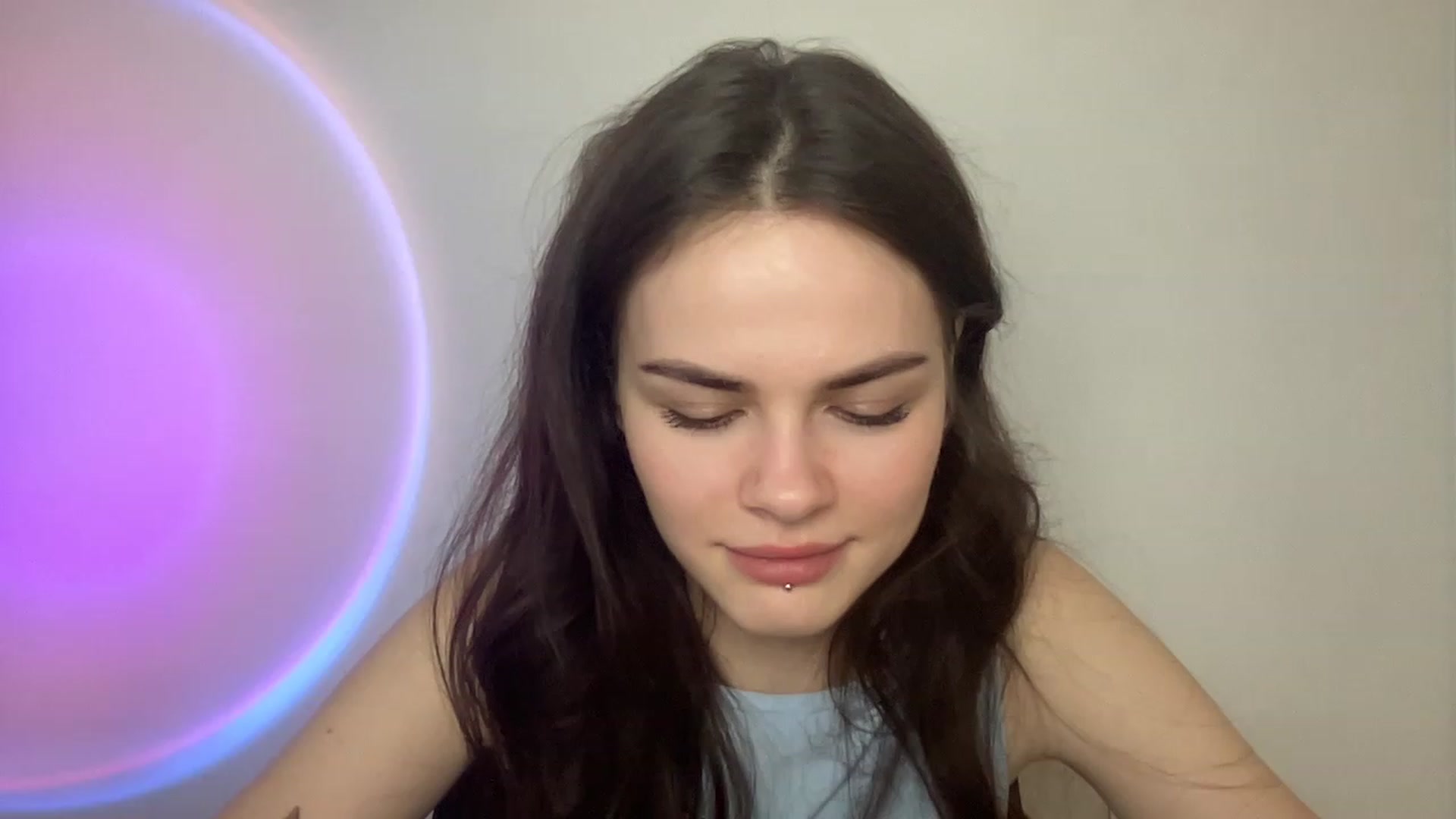 Gallery image thumbnail from sweetsourfox's myfreecams stream on, 02/11/2023, 18:47 image 11 of 20