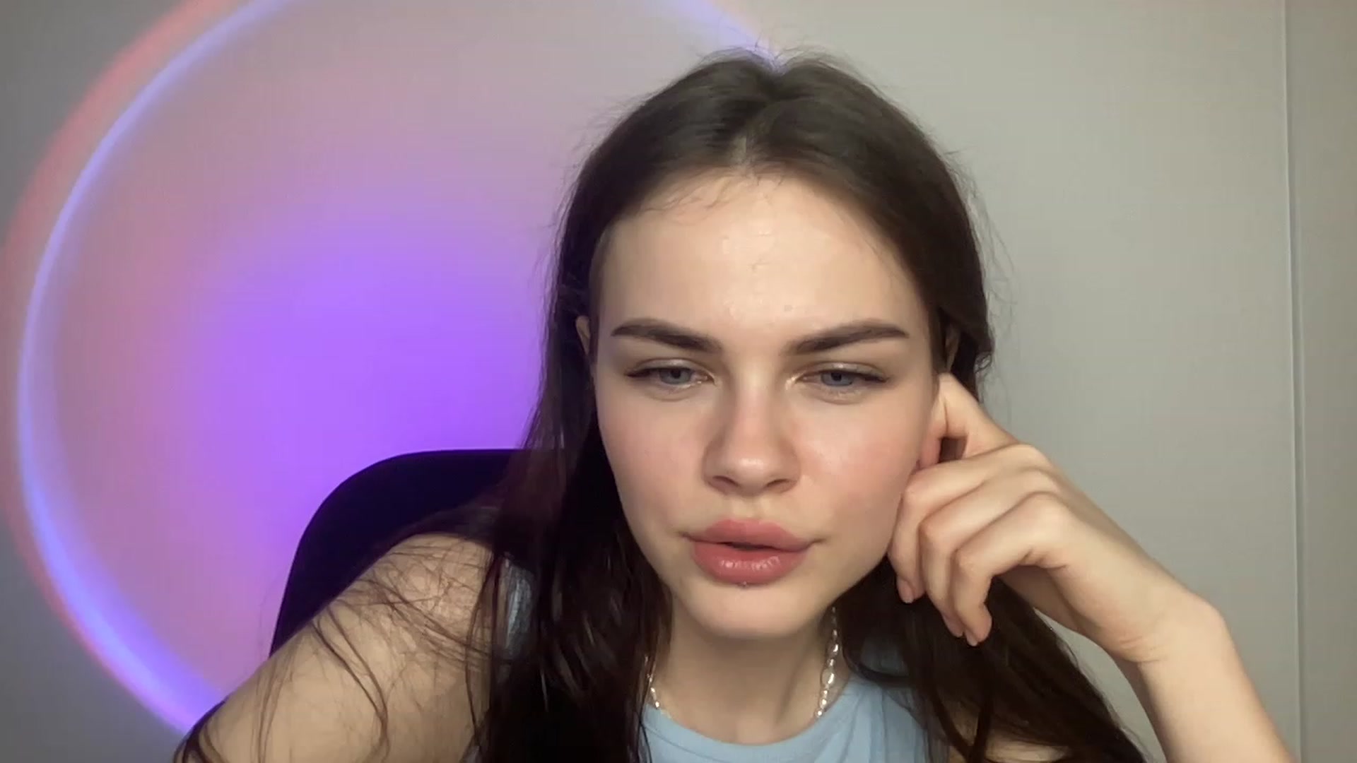 Gallery image thumbnail from sweetsourfox's myfreecams stream on, 02/11/2023, 19:56 image 18 of 20