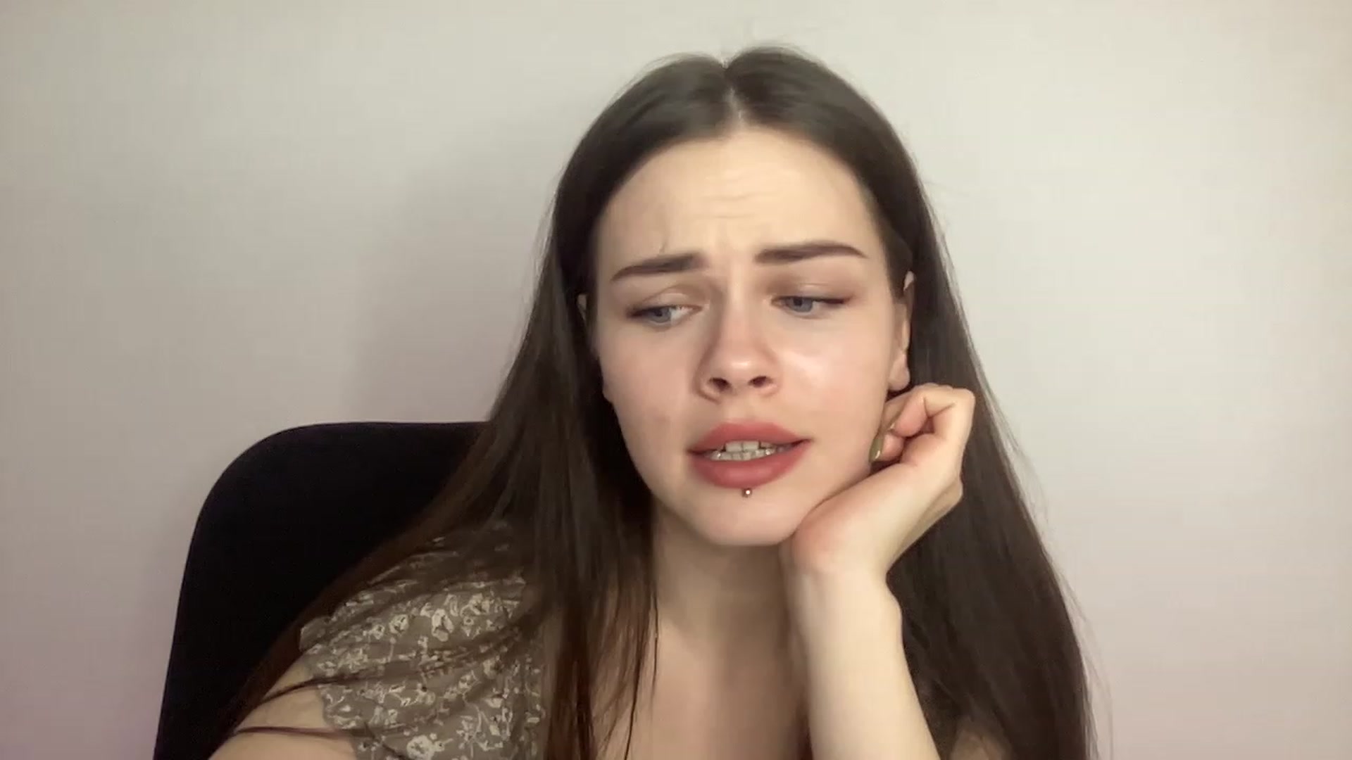 Gallery image thumbnail from sweetsourfox's myfreecams stream on, 03/11/2023, 19:06 image 11 of 20