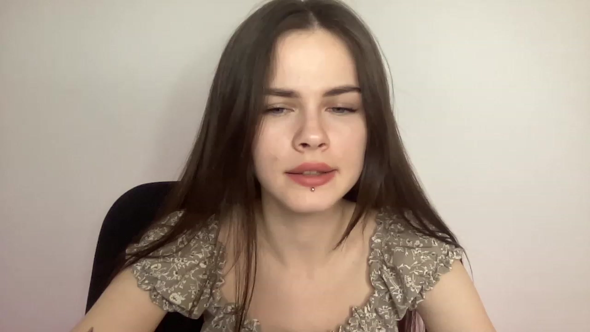 Gallery image thumbnail from sweetsourfox's myfreecams stream on, 03/11/2023, 19:06 image 16 of 20