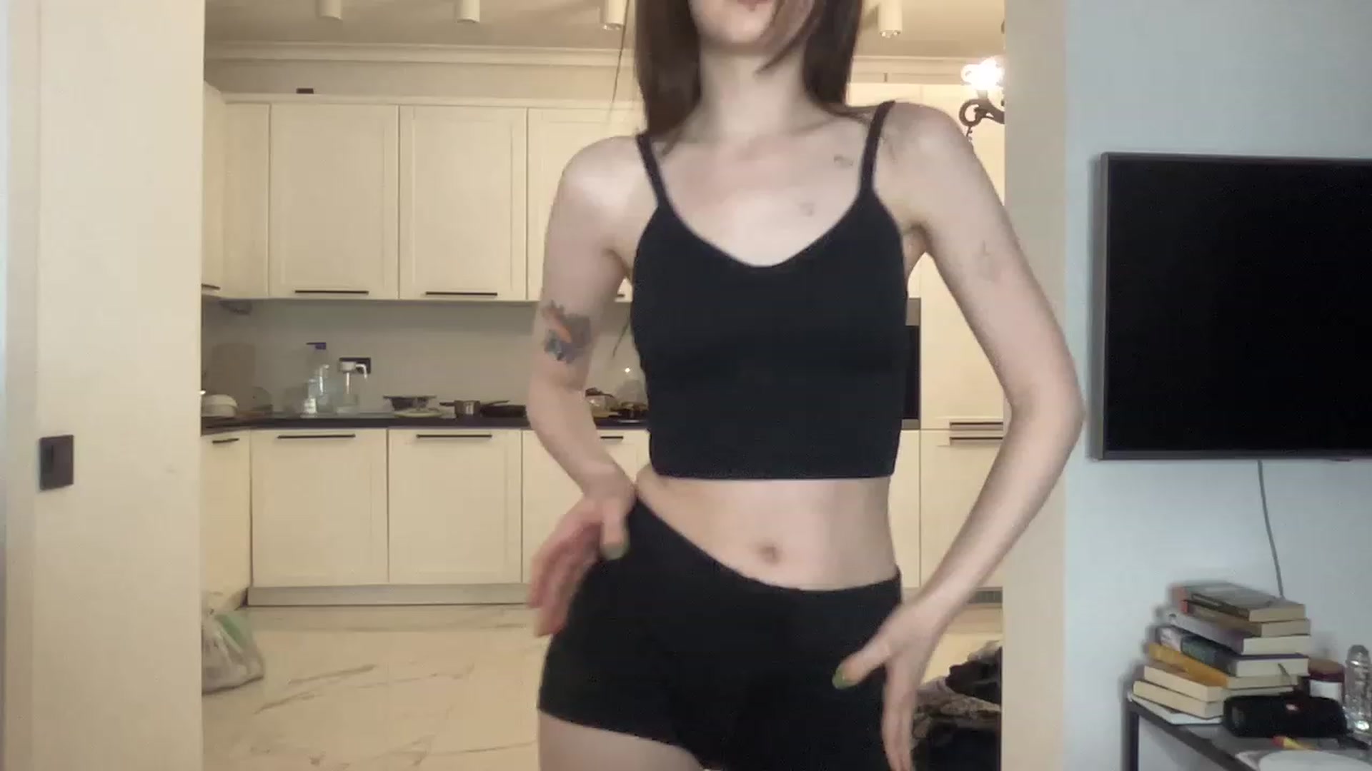 Gallery image thumbnail from sweetsourfox's myfreecams stream on, 03/12/2023, 19:16 image 5 of 20
