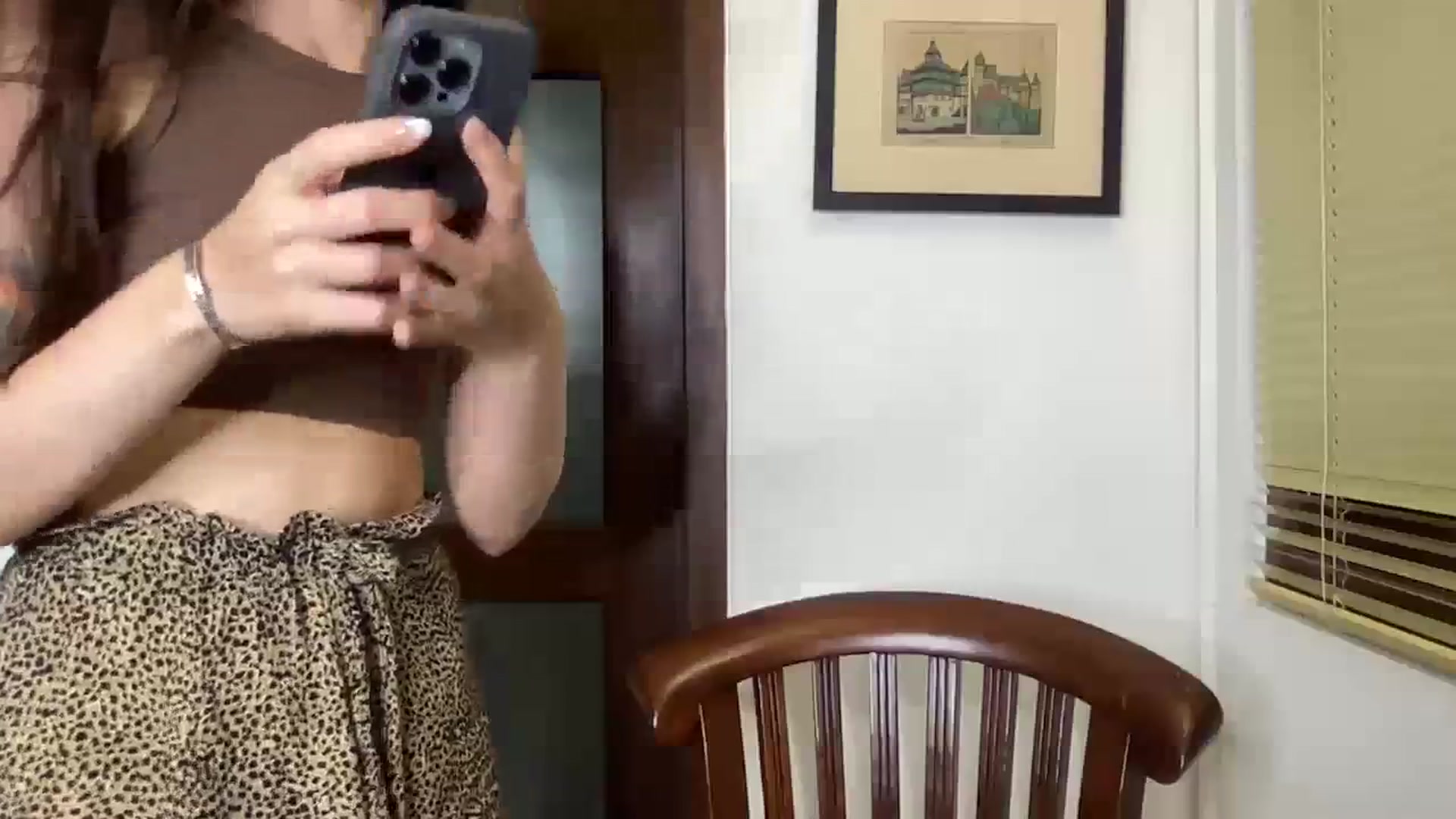 Gallery image thumbnail from sweetsourfox's myfreecams stream on, 10/21/2023, 12:59 image 19 of 20