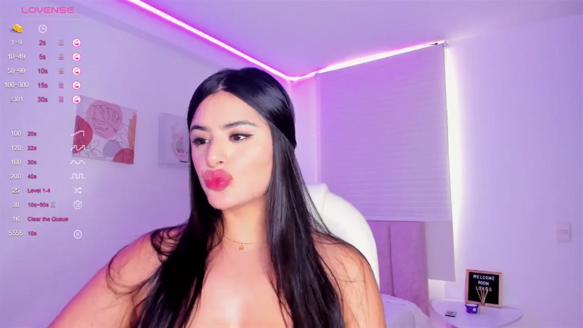 Gallery image thumbnail from sweettitties's myfreecams stream on, 05/30/2024, 19:44 image 2 of 20