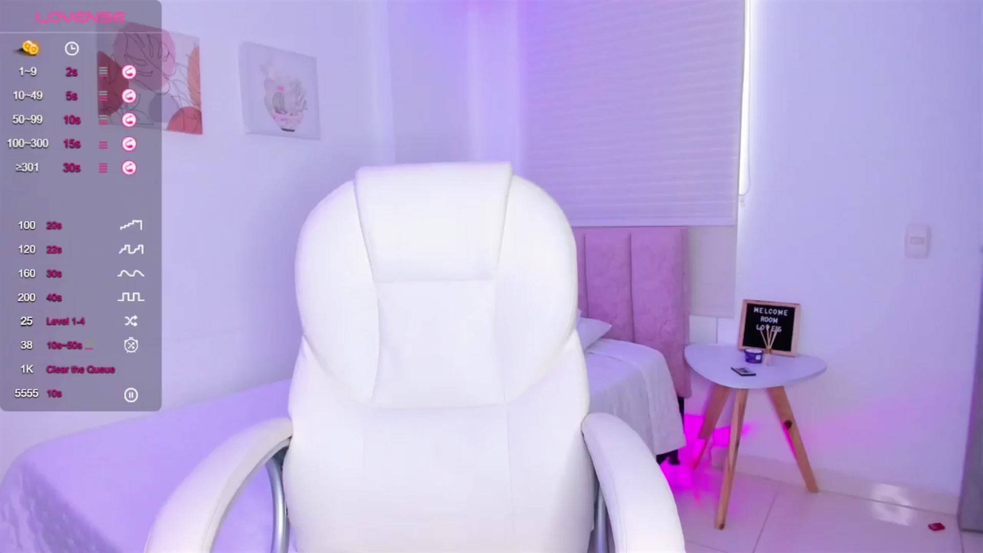 Gallery image thumbnail from sweettitties's myfreecams stream on, 06/03/2024, 20:33 image 10 of 20