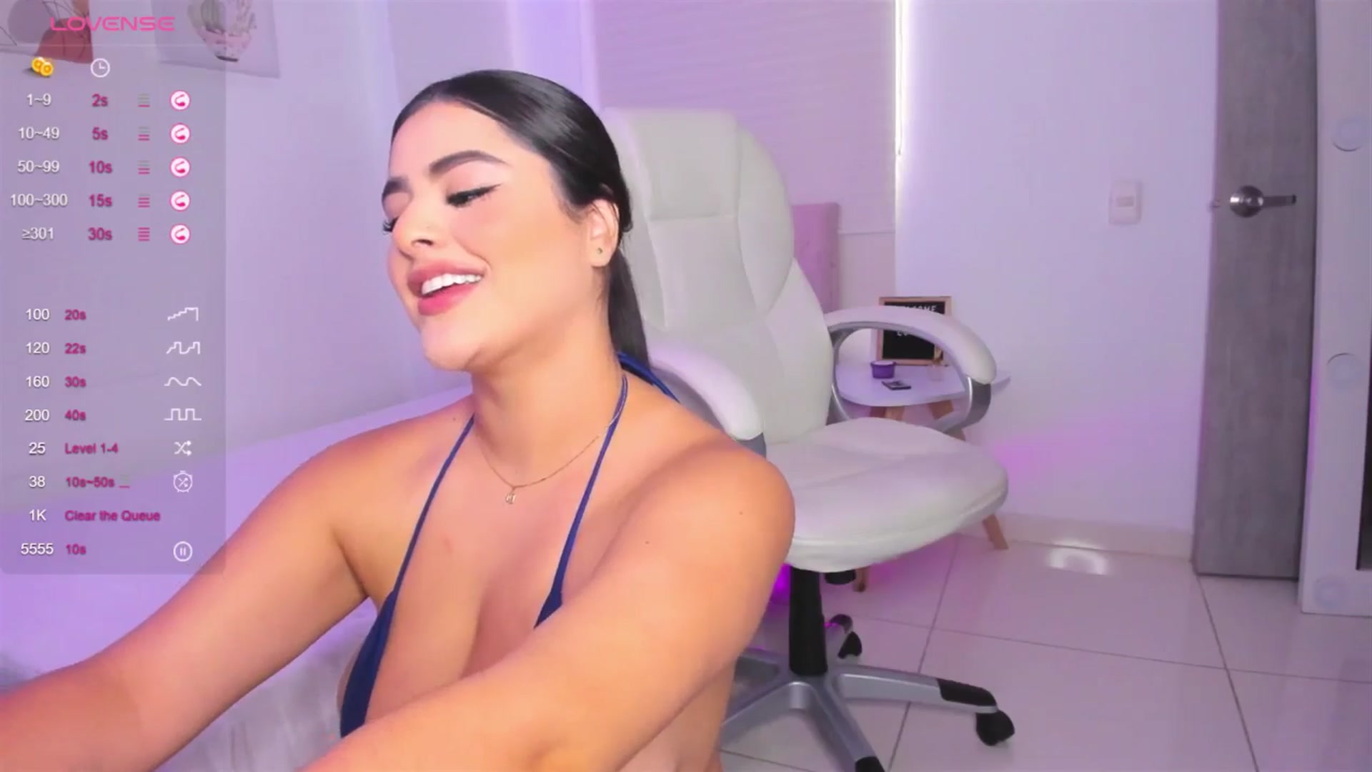 Gallery image thumbnail from sweettitties's myfreecams stream on, 06/12/2024, 16:57 image 9 of 20