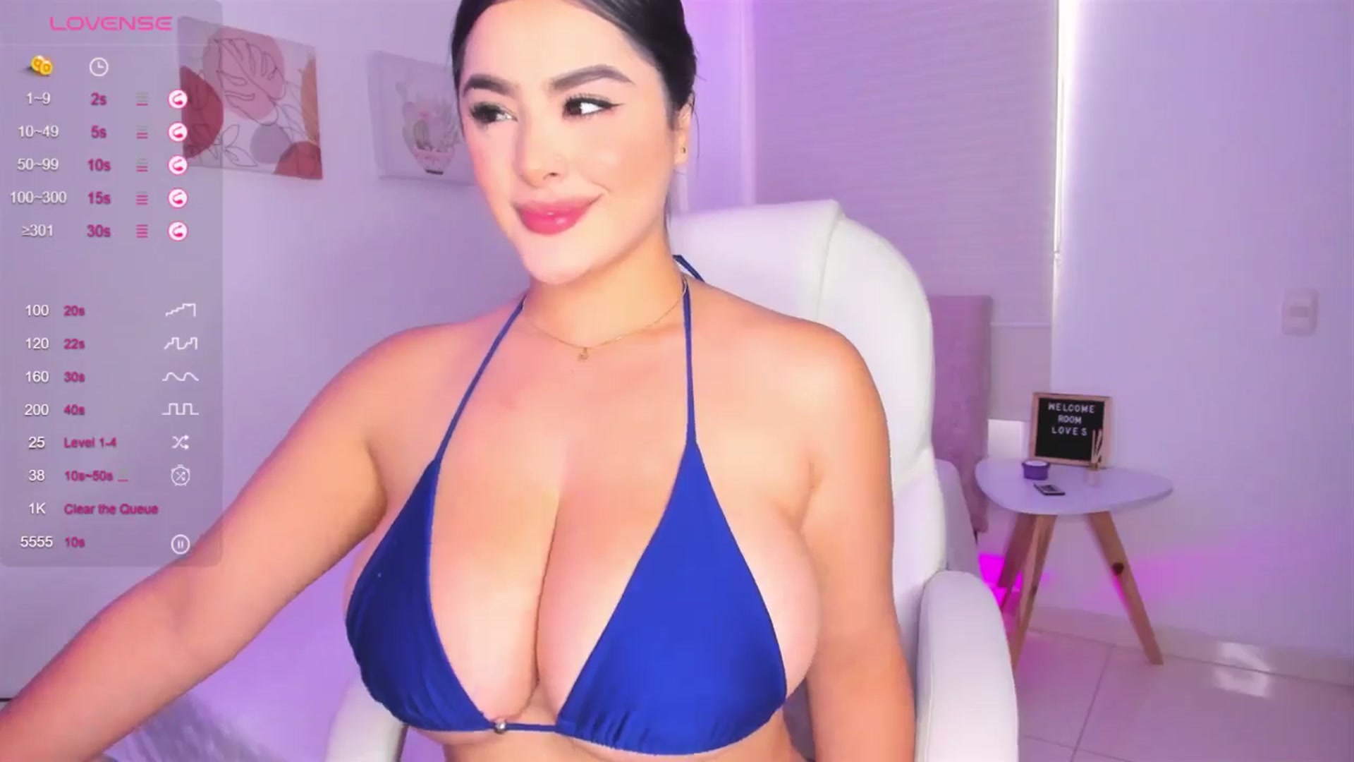 Gallery image thumbnail from sweettitties's myfreecams stream on, 06/12/2024, 16:57 image 4 of 20