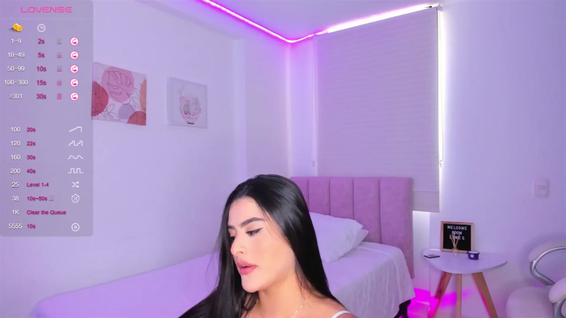 Gallery image thumbnail from sweettitties's myfreecams stream on, 06/18/2024, 16:59 image 13 of 20