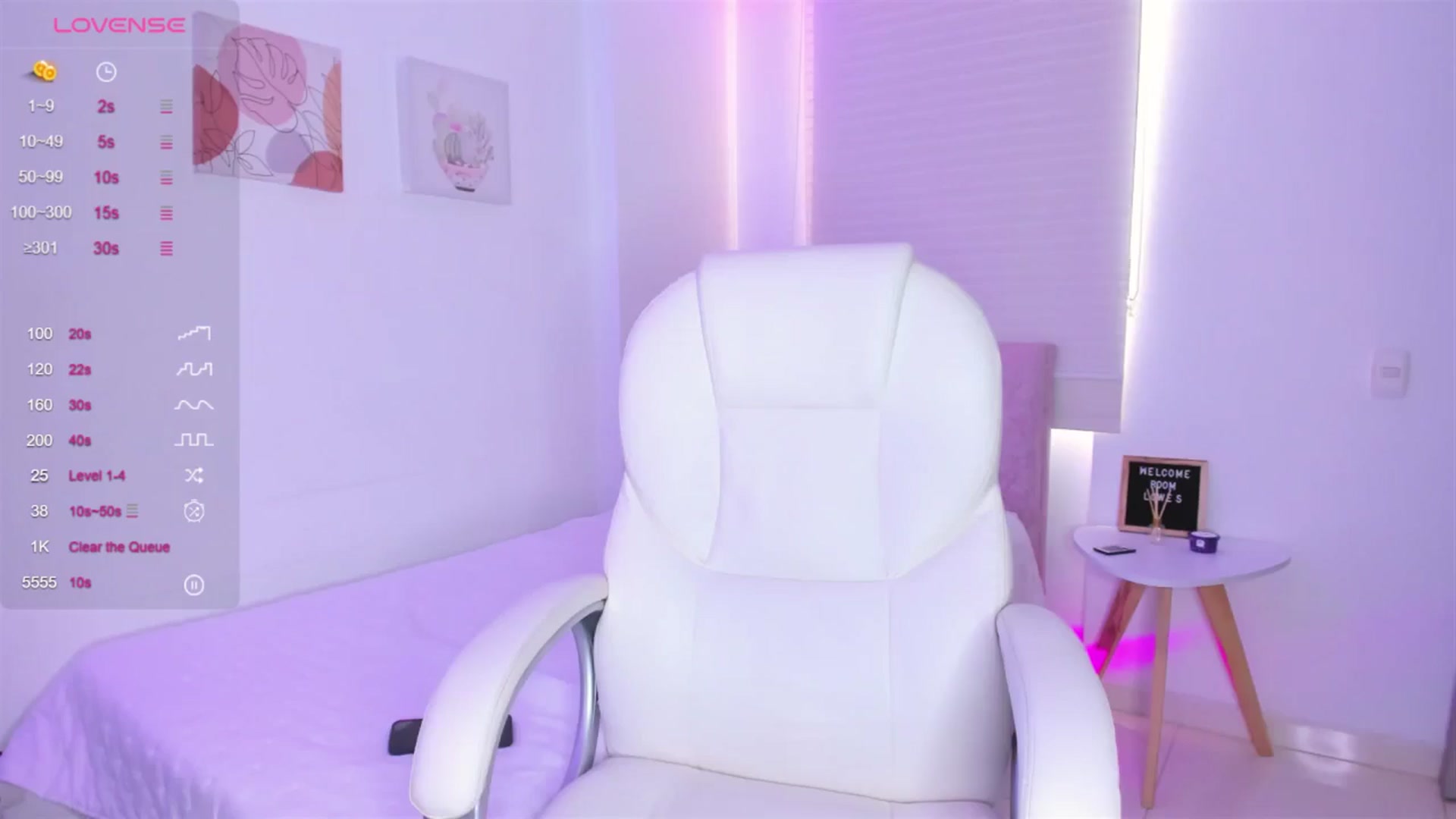 Gallery image thumbnail from sweettitties's myfreecams stream on, 06/19/2024, 16:17 image 8 of 20
