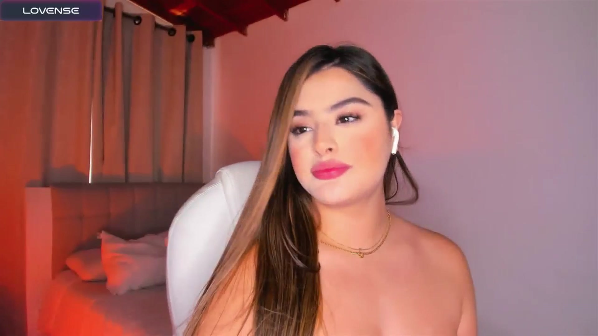 Gallery image thumbnail from sweettitties's myfreecams stream on, 08/30/2024, 18:44 image 5 of 20