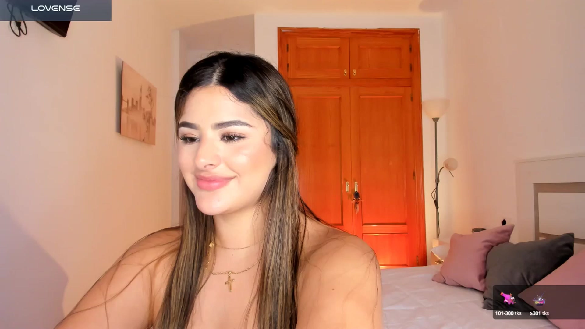 Gallery image thumbnail from sweettitties's myfreecams stream on, 11/20/2024, 16:08 image 17 of 20