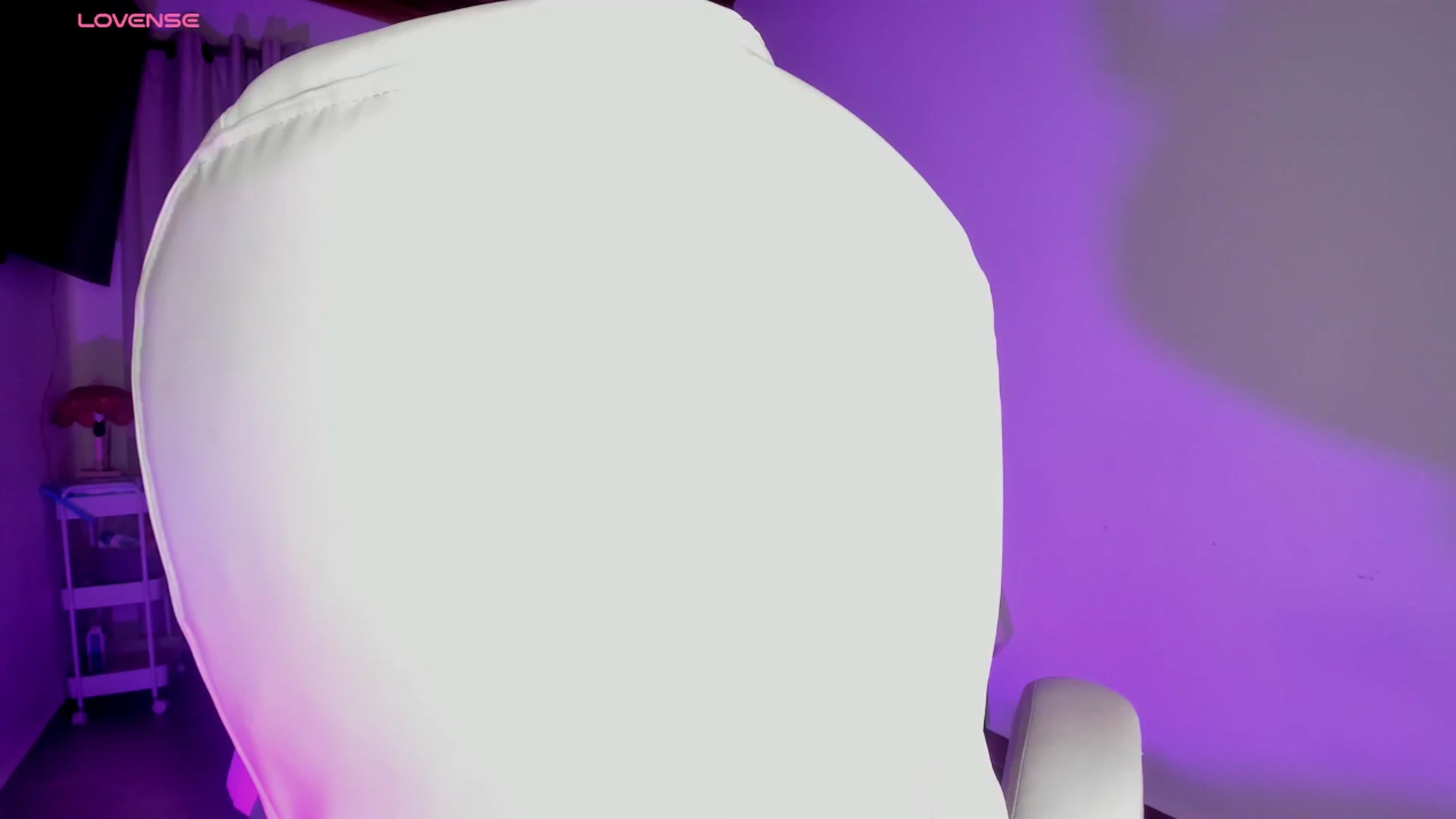 Gallery image thumbnail from sweettitties's myfreecams stream on, 11/14/2025, 20:25 image 15 of 20